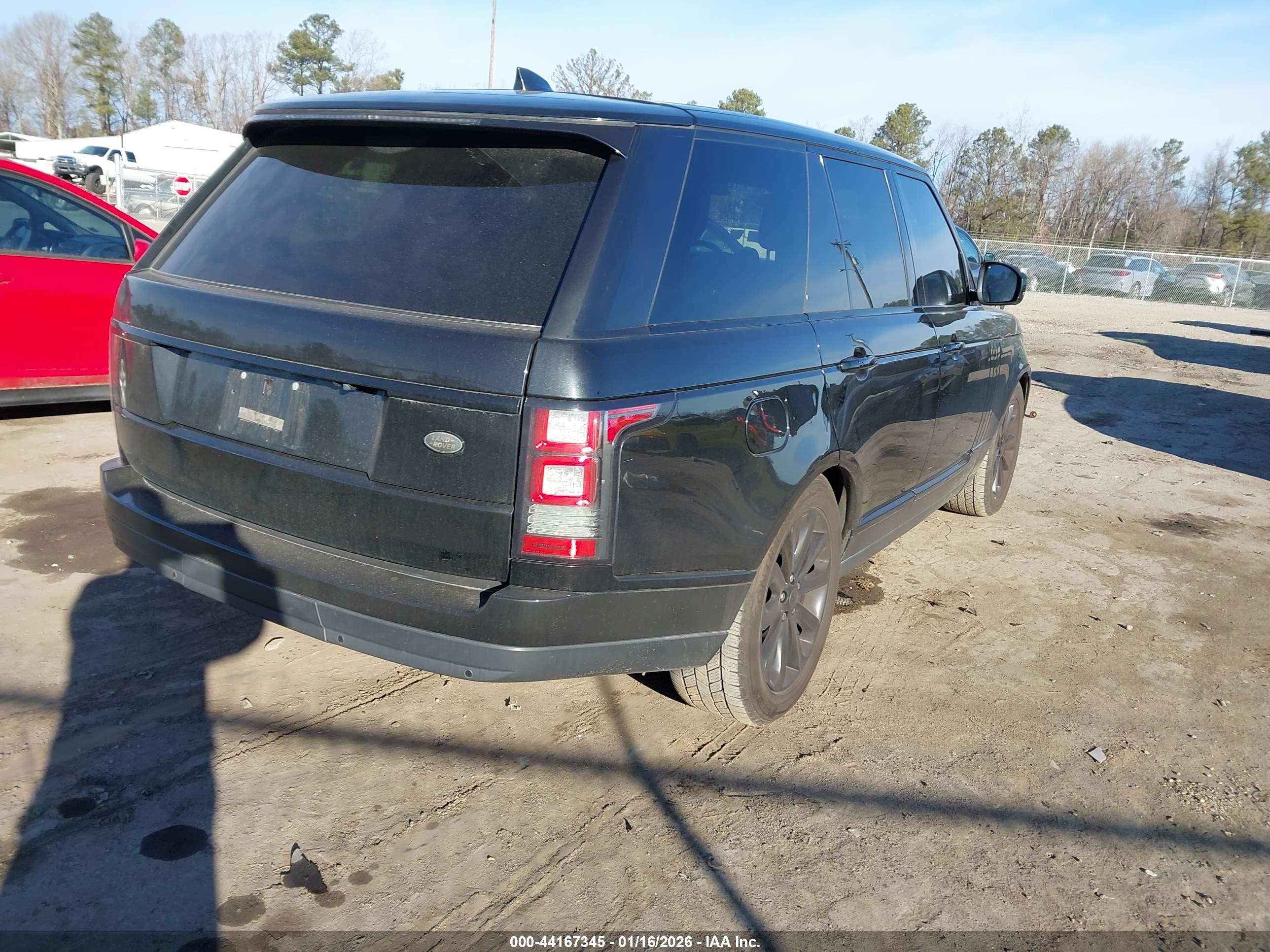 LAND ROVER image 4