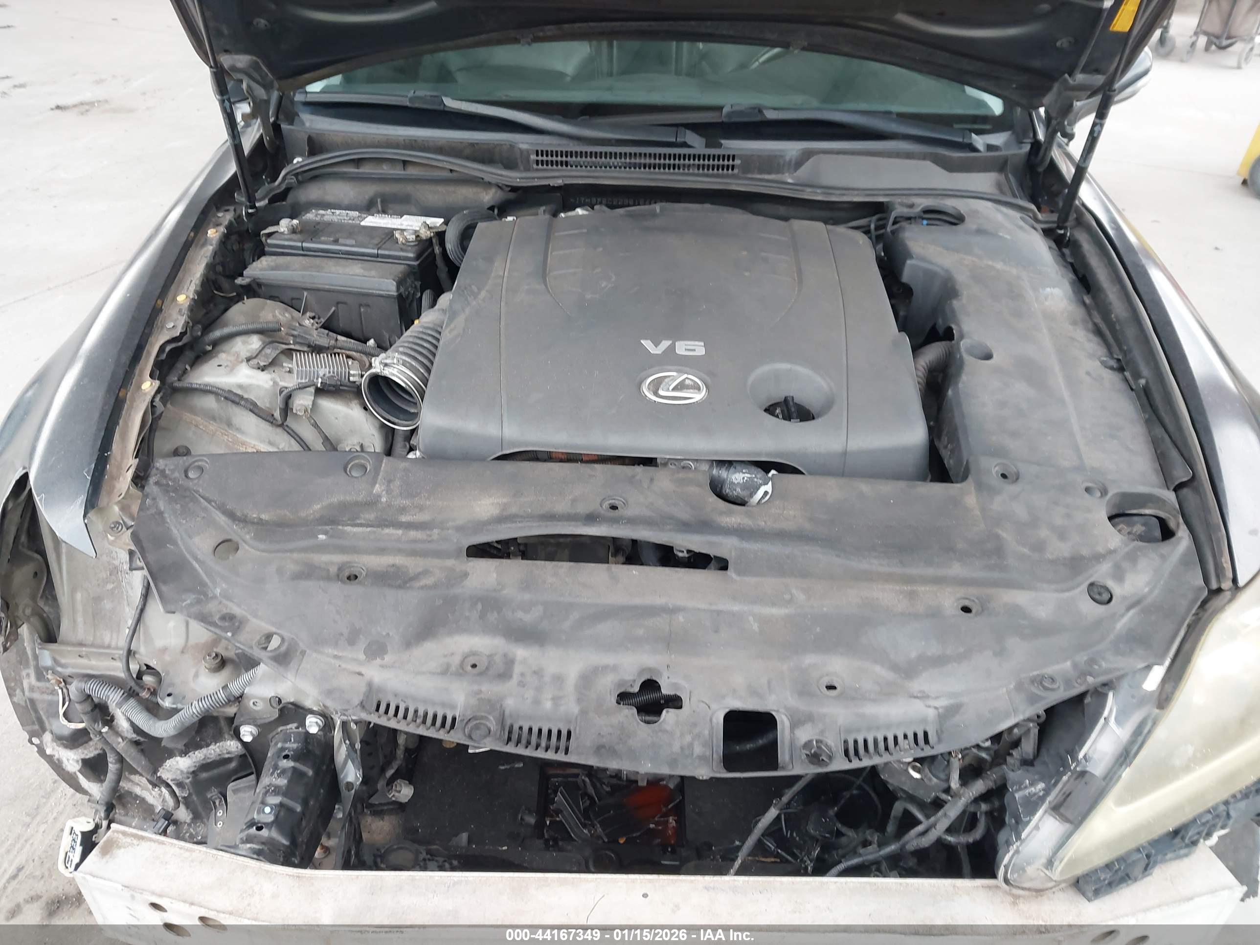 LEXUS IS image 10