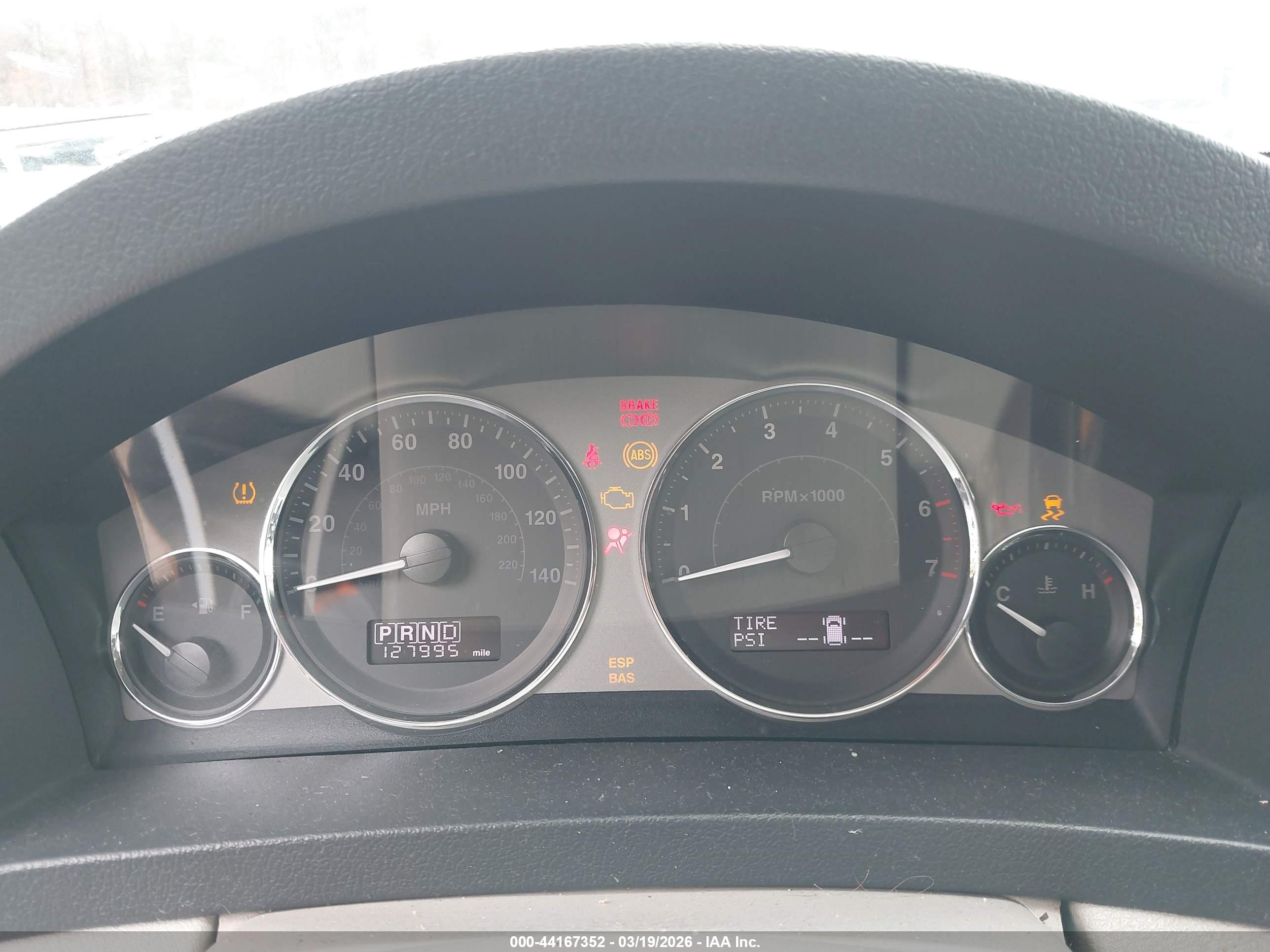 JEEP GRAND image 7