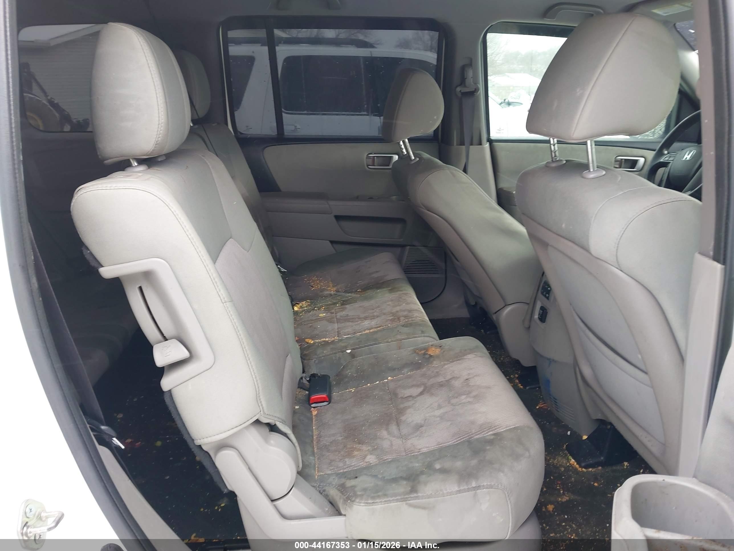 HONDA PILOT image 8