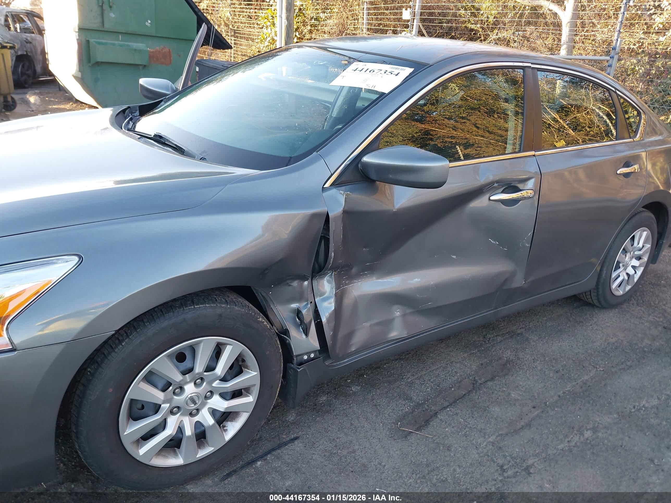 NISSAN ALTIMA image 6