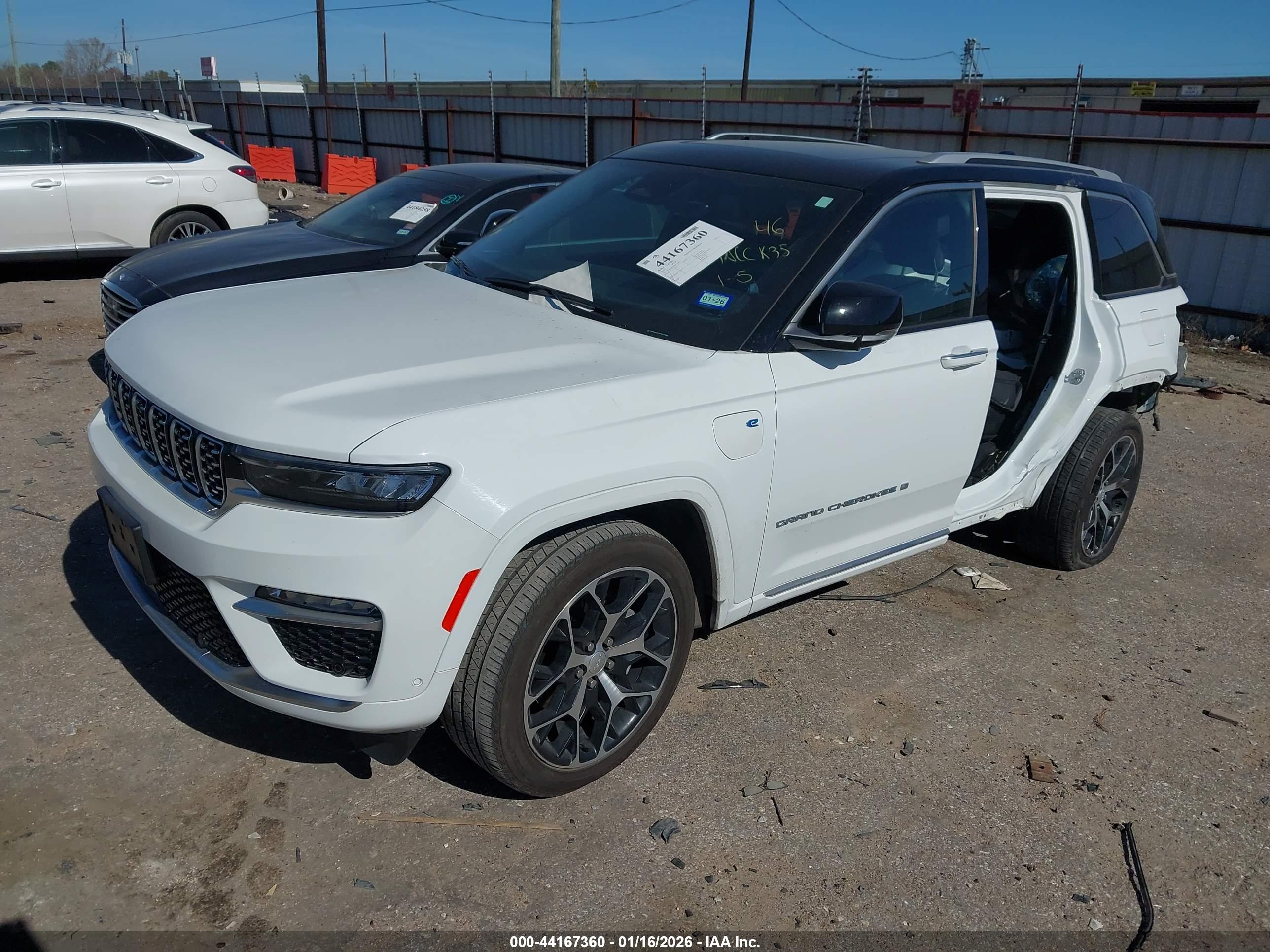 JEEP GRAND image 2