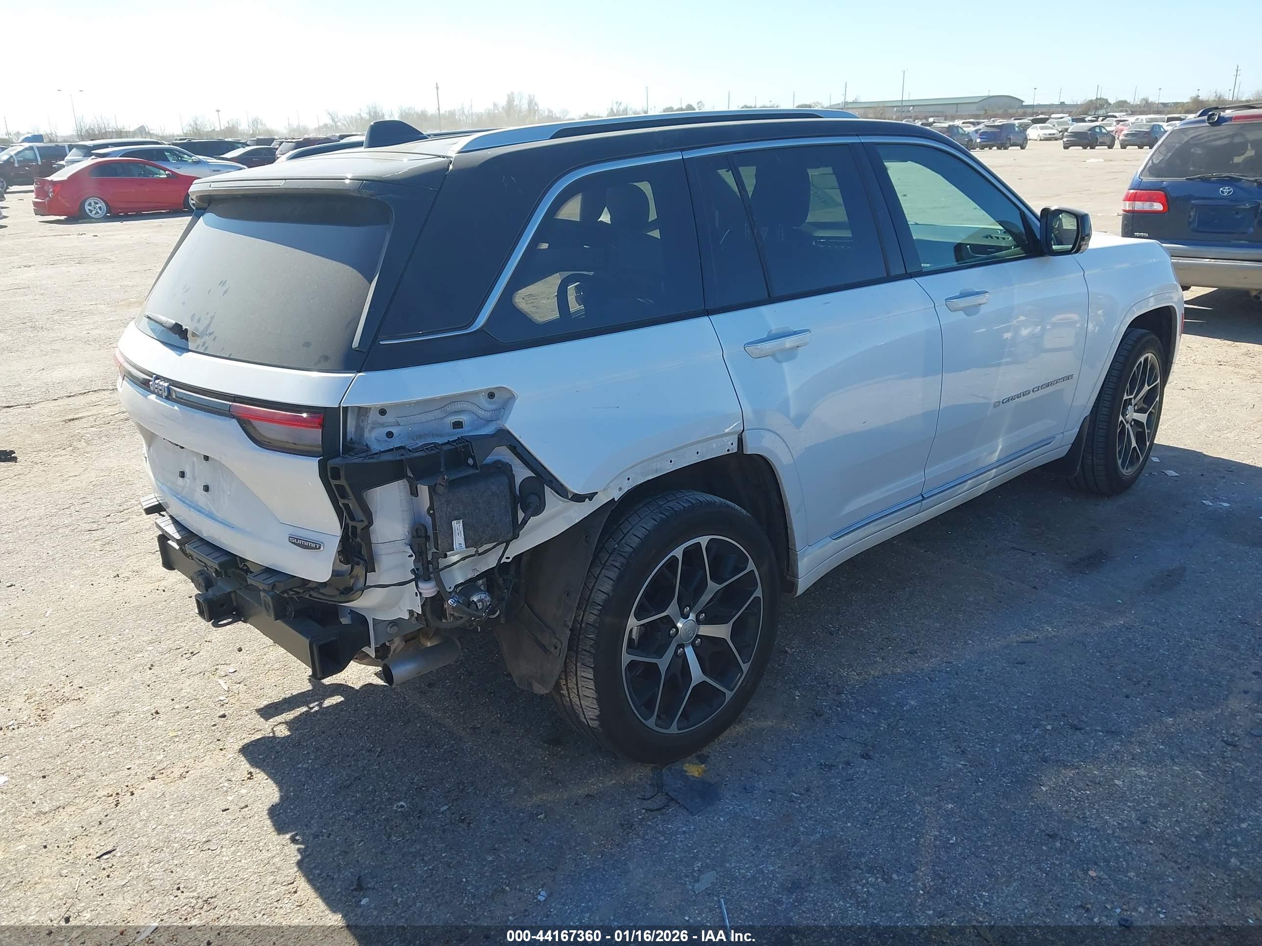 JEEP GRAND image 4