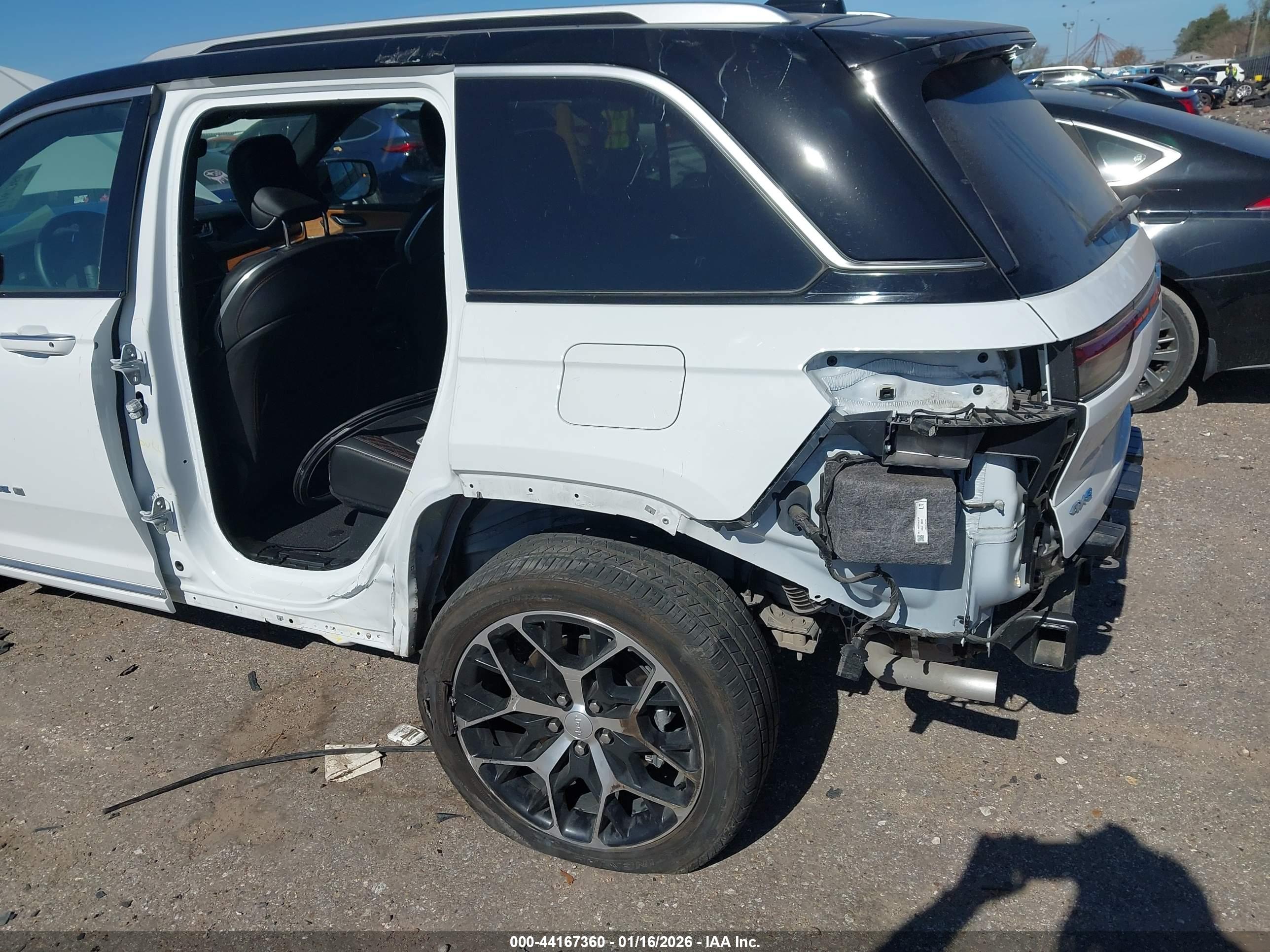 JEEP GRAND image 6