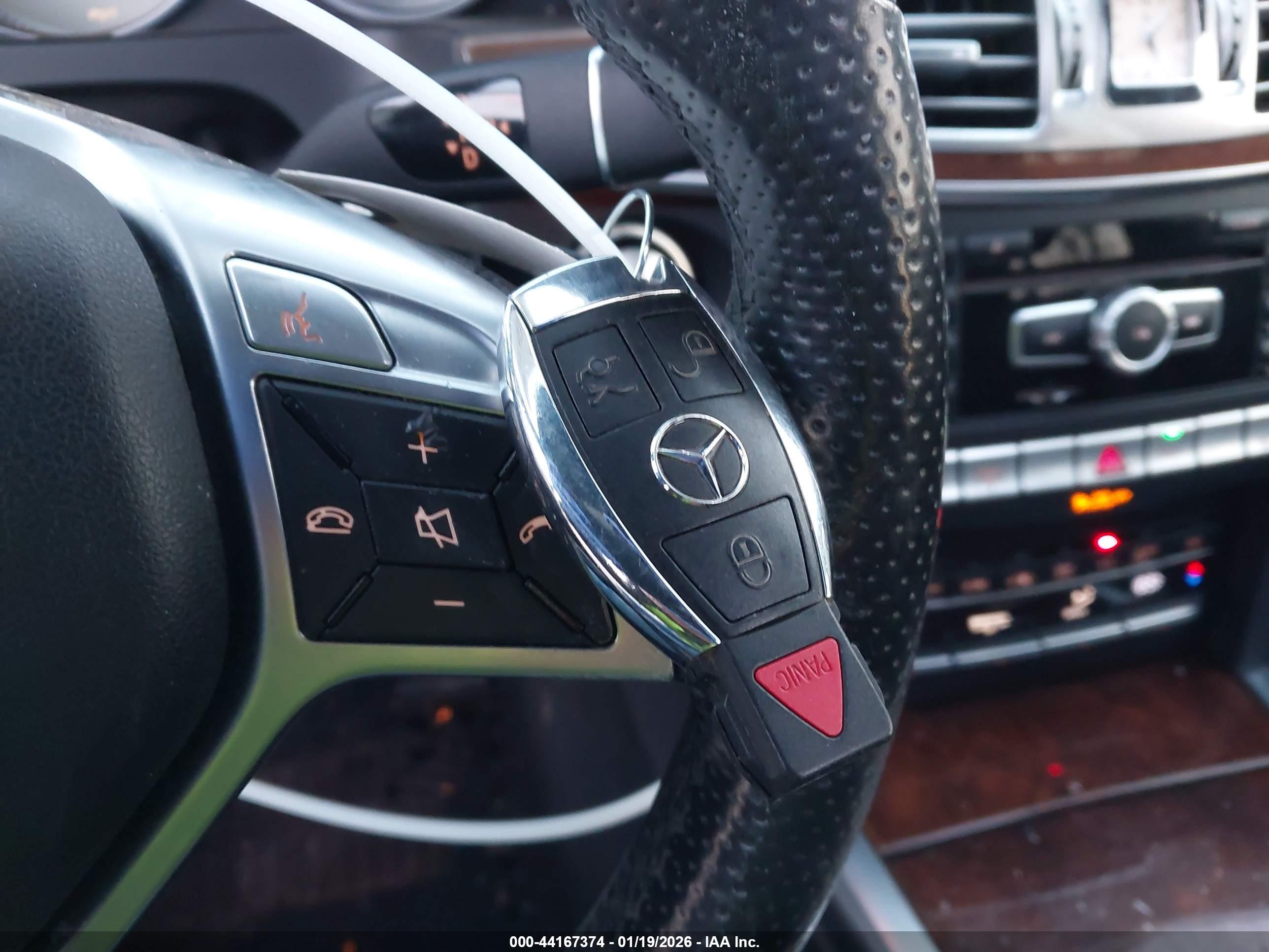 MERCEDES-BENZ E image 11