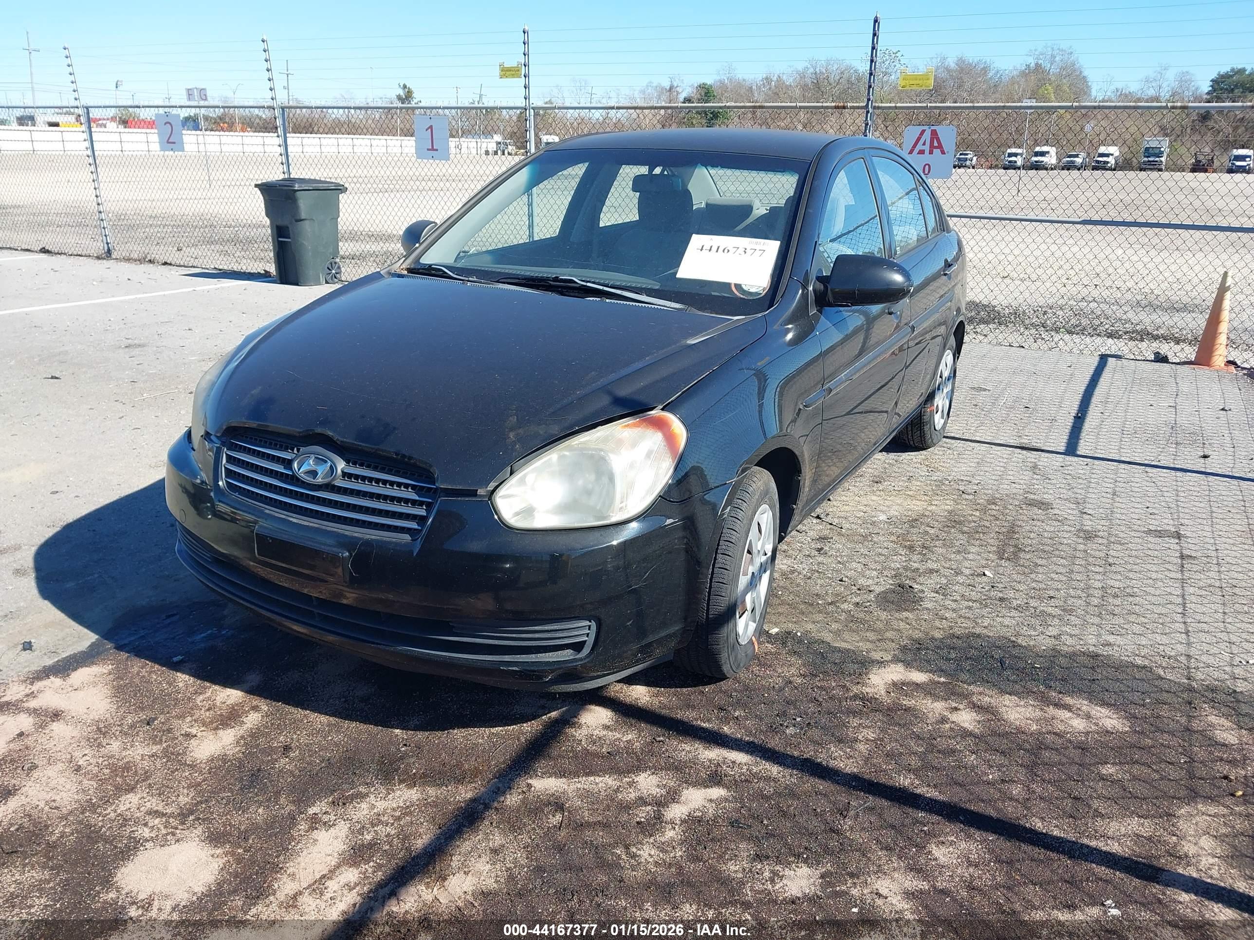 HYUNDAI ACCENT image 2