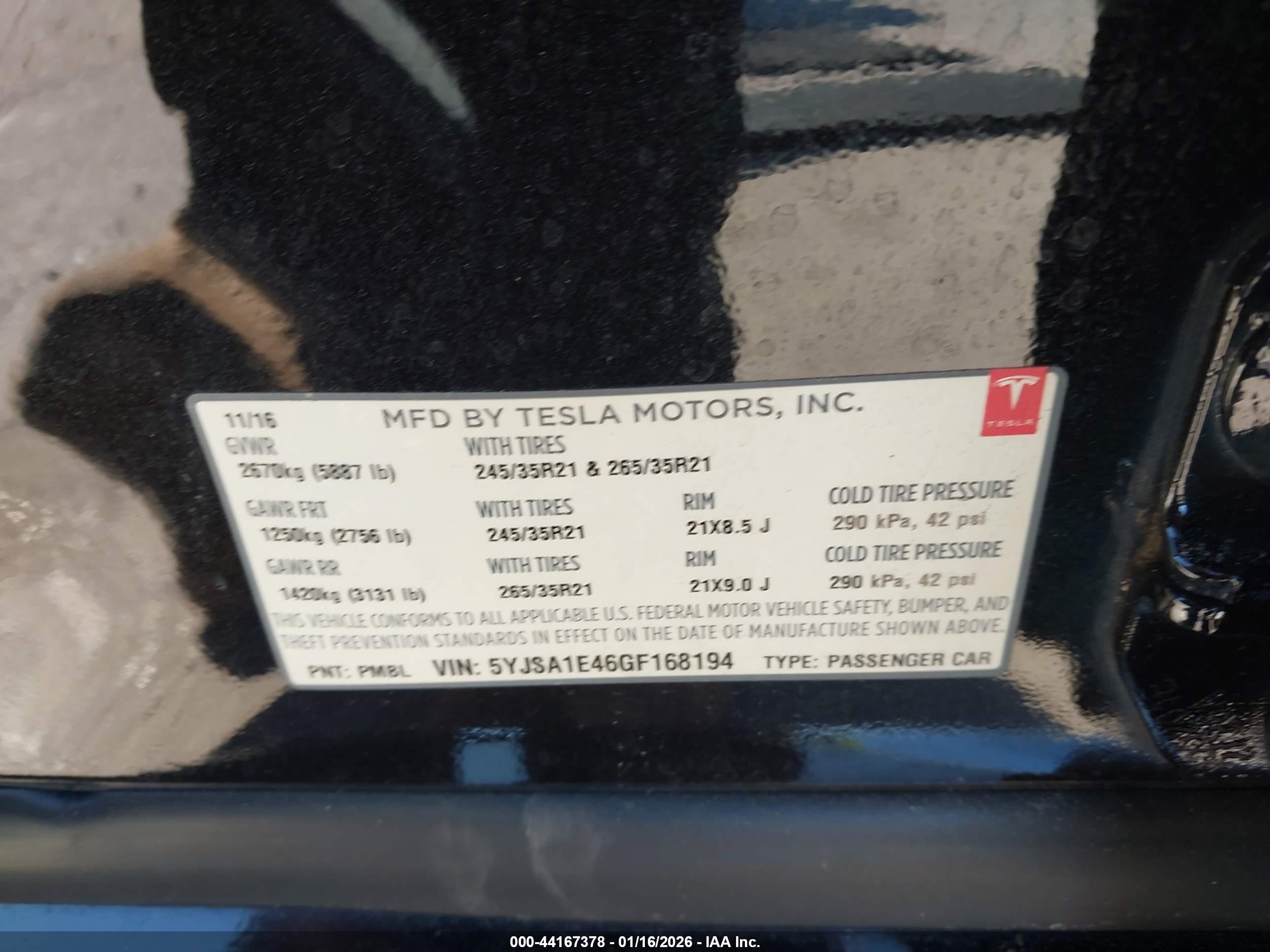 TESLA MODEL image 9