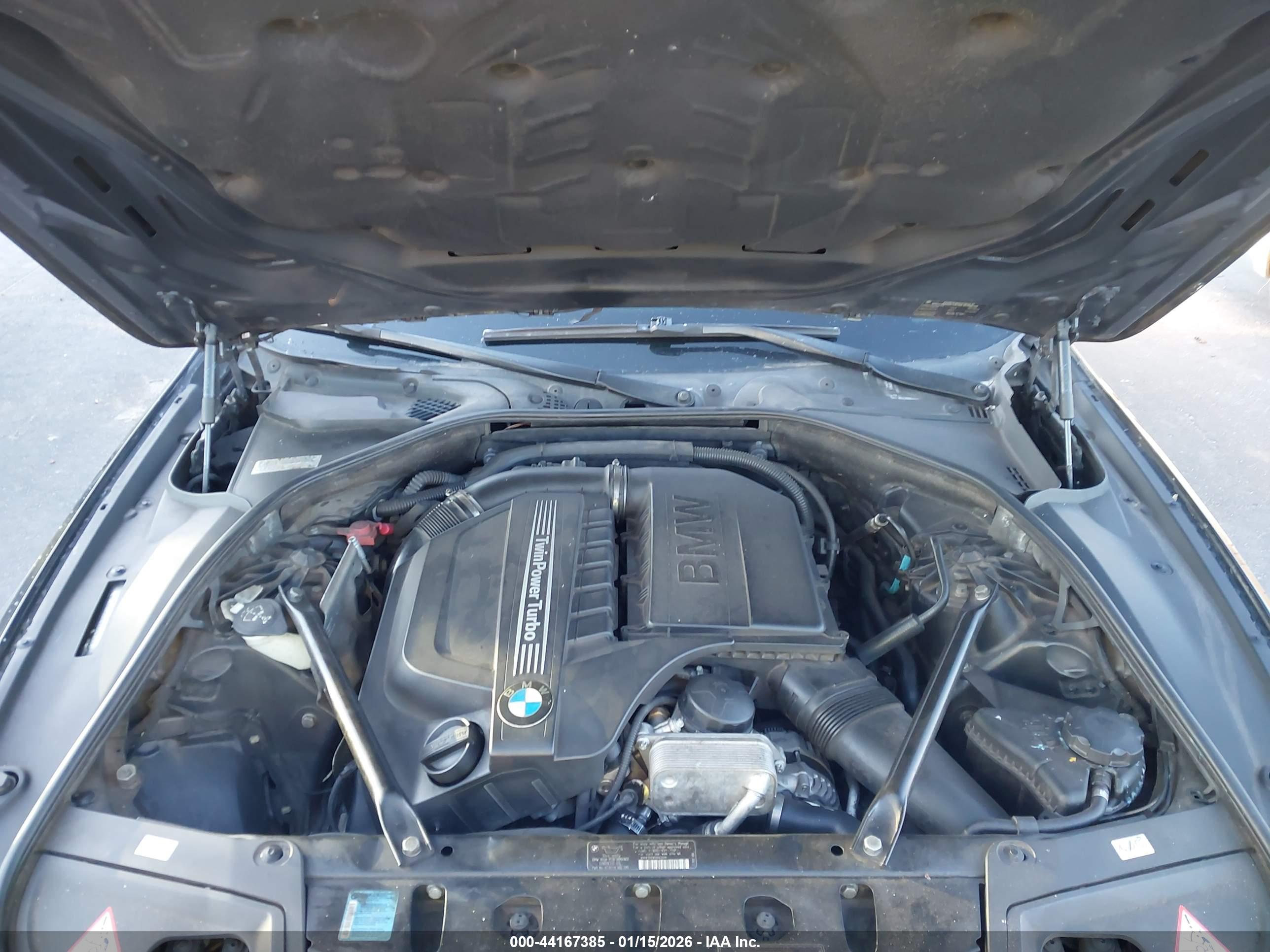 BMW 535I image 10