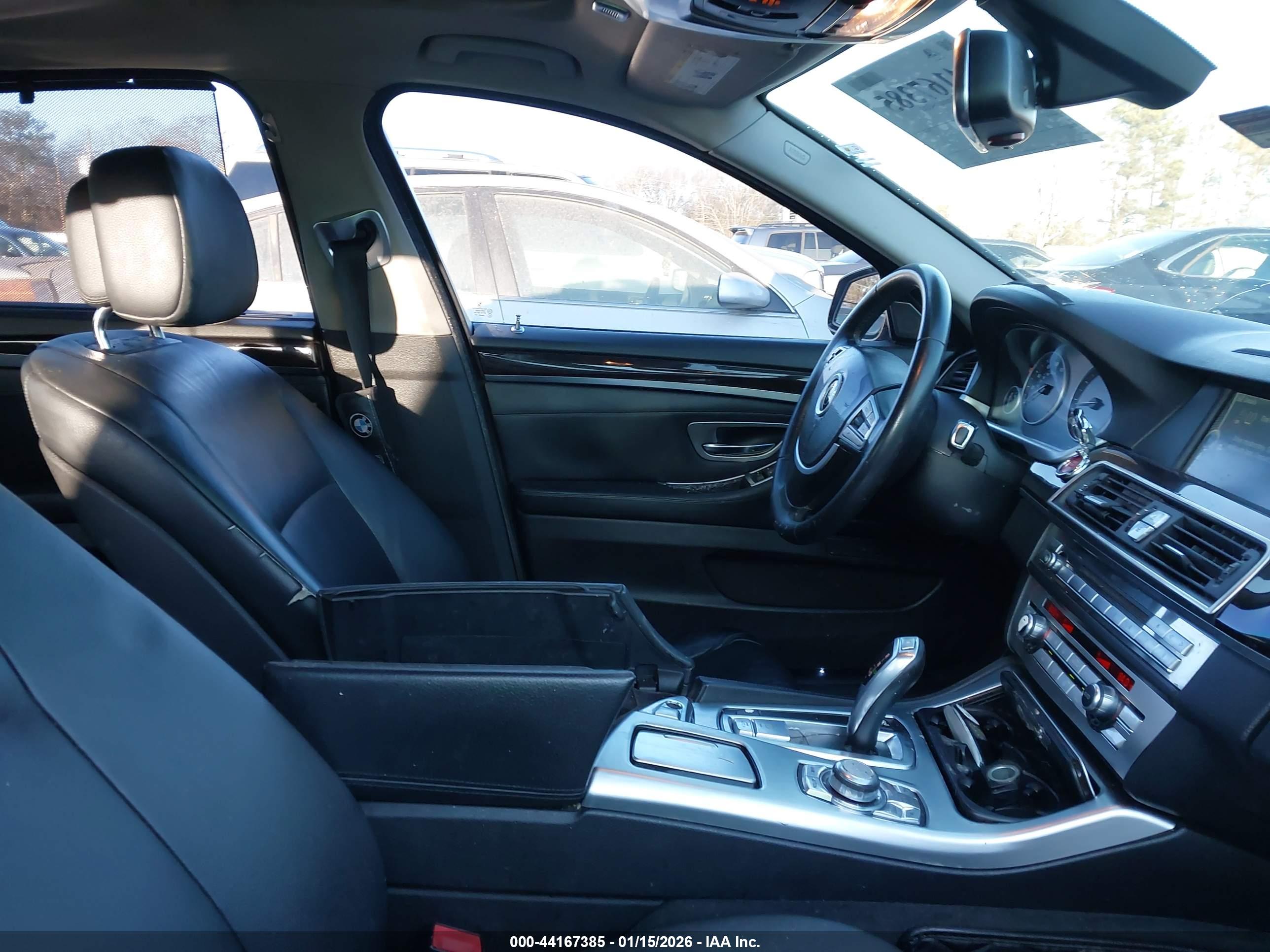 BMW 535I image 5