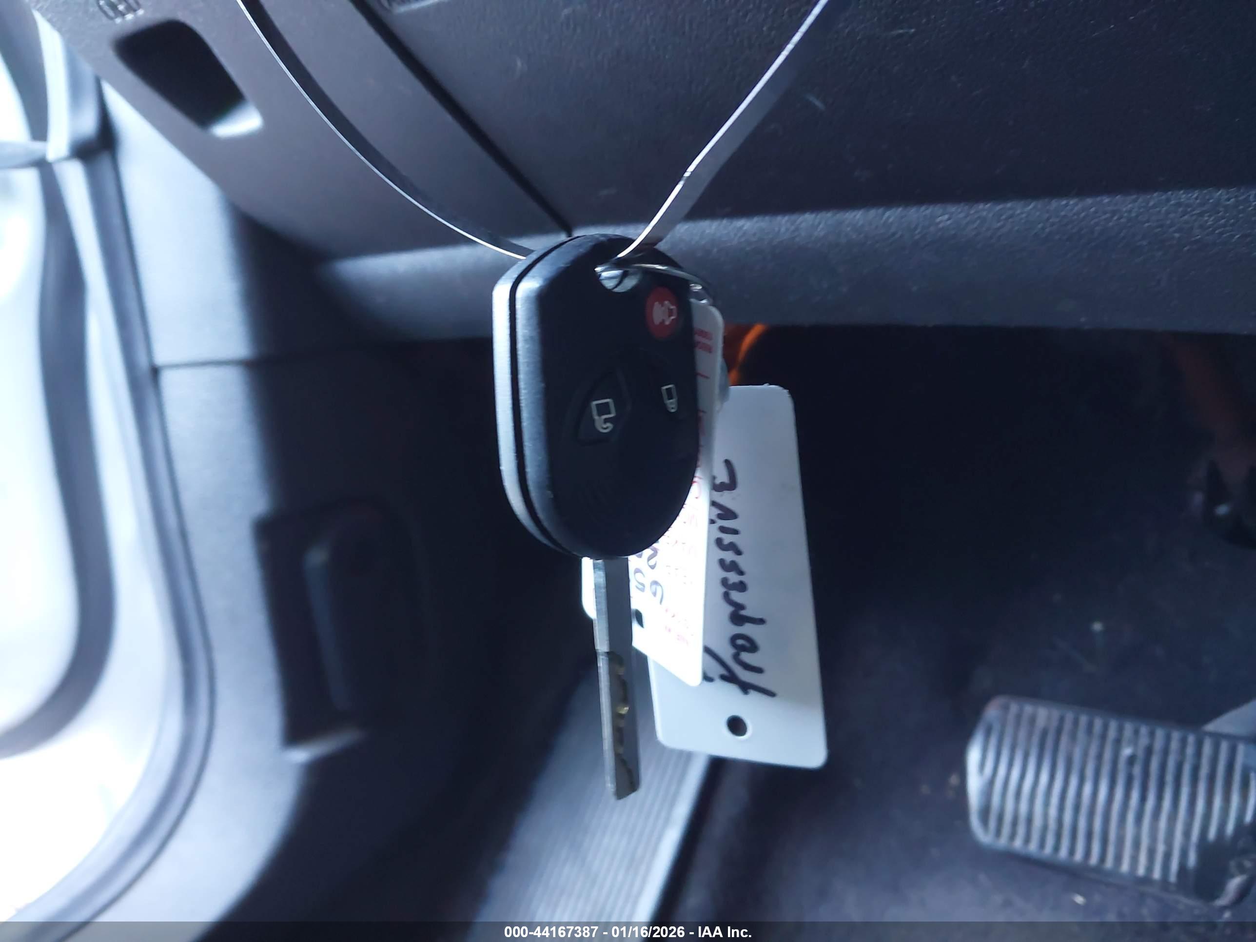 FORD ESCAPE image 11