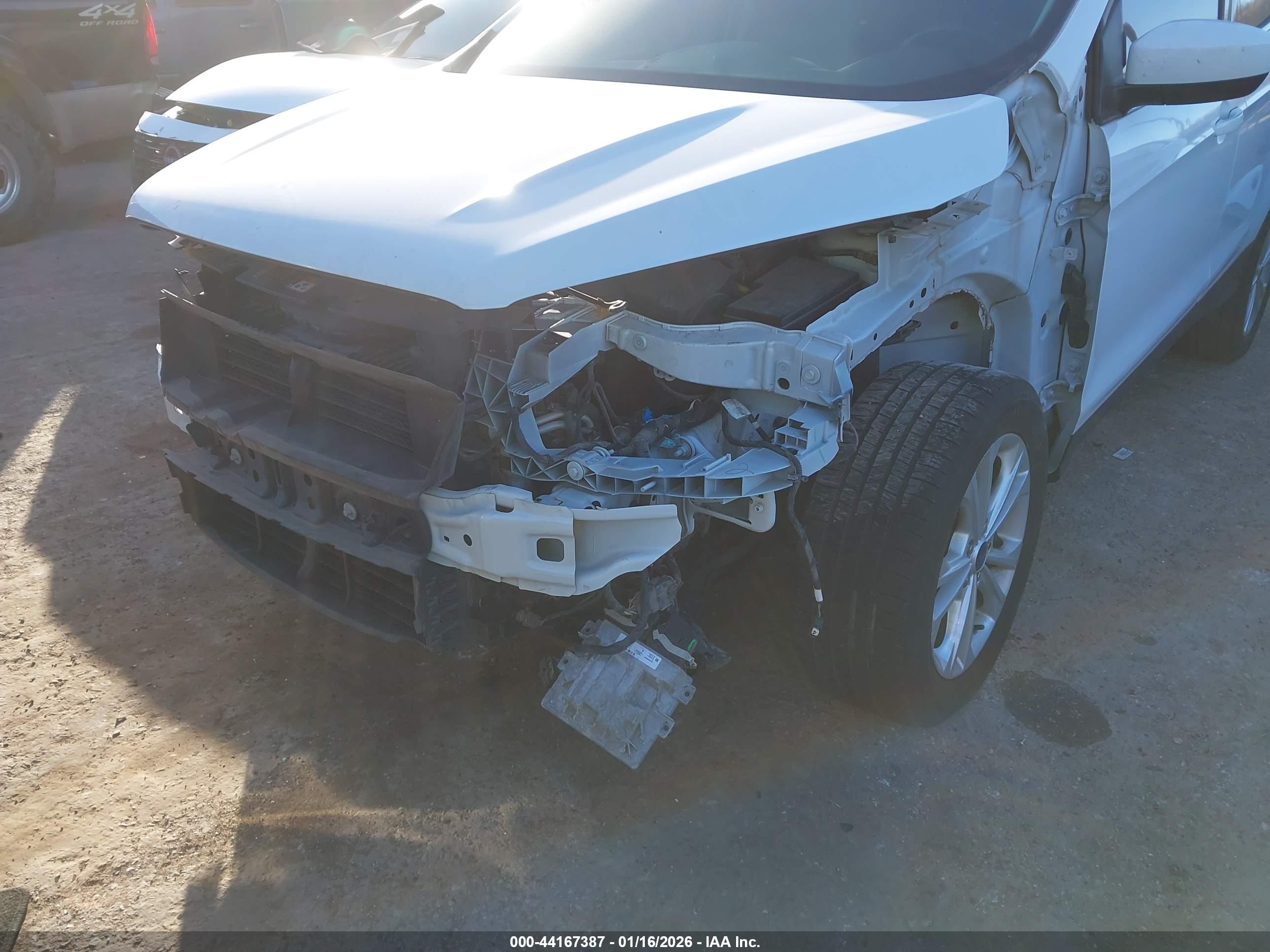 FORD ESCAPE image 6