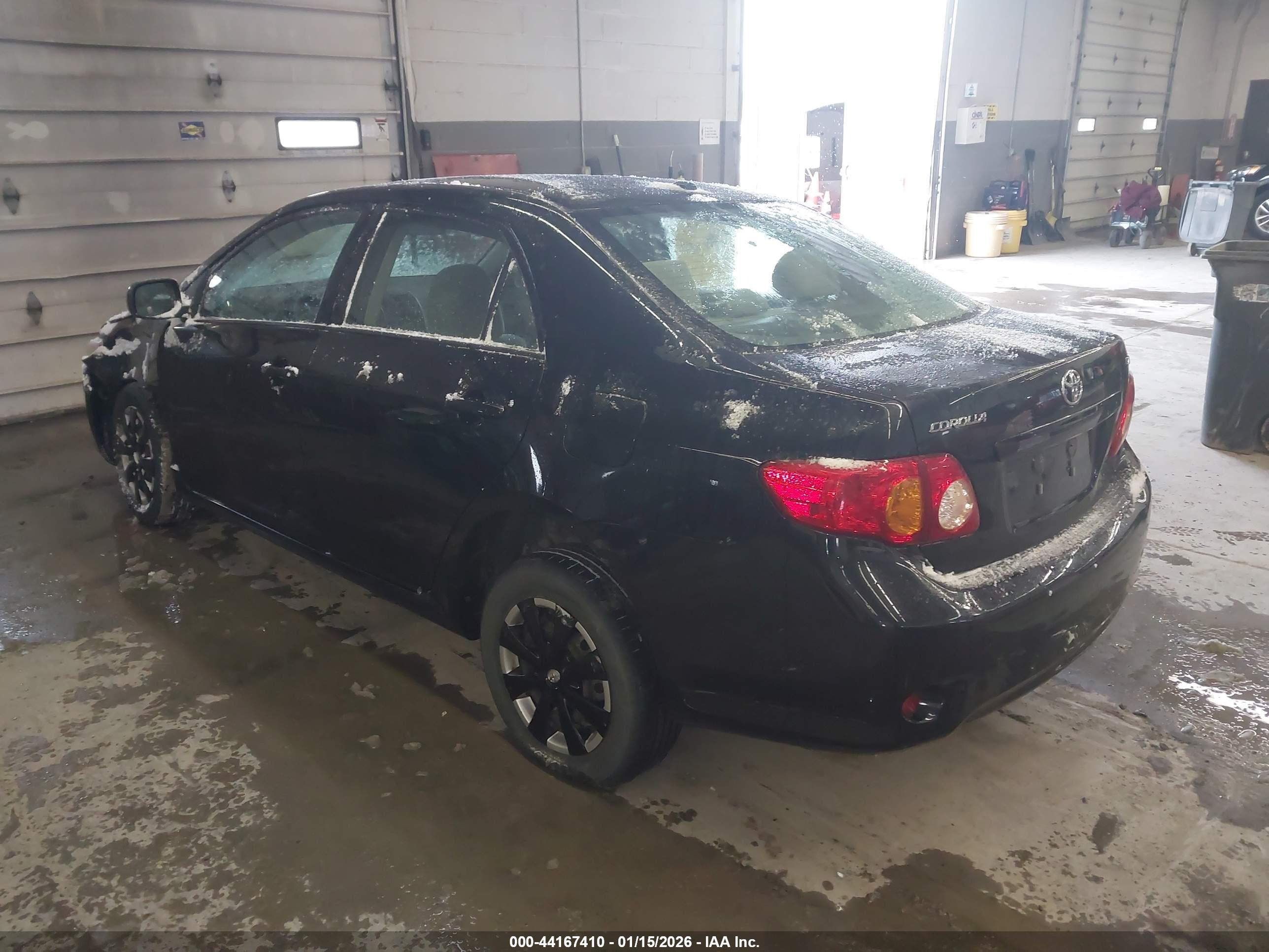TOYOTA COROLLA image 3