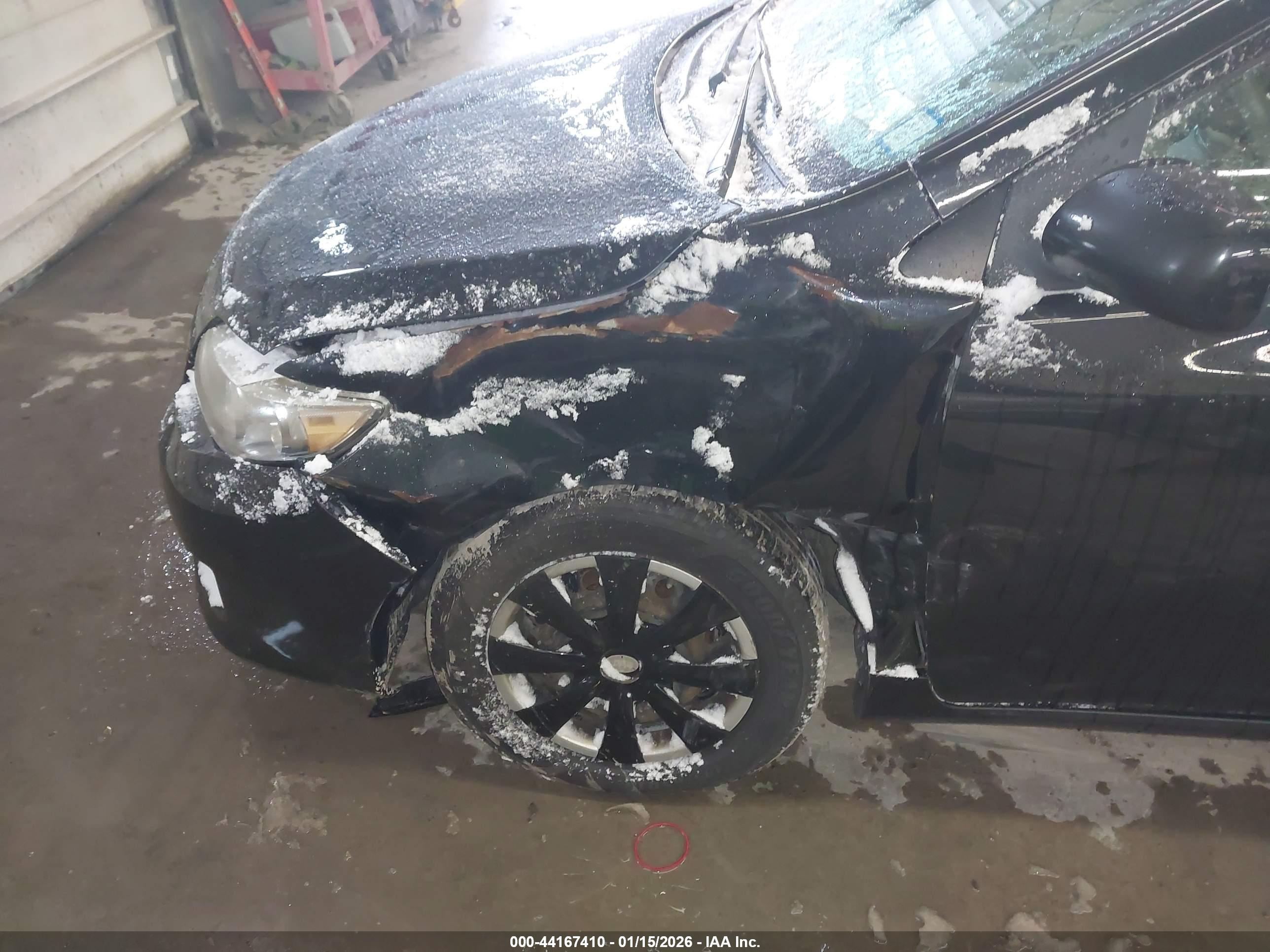 TOYOTA COROLLA image 6