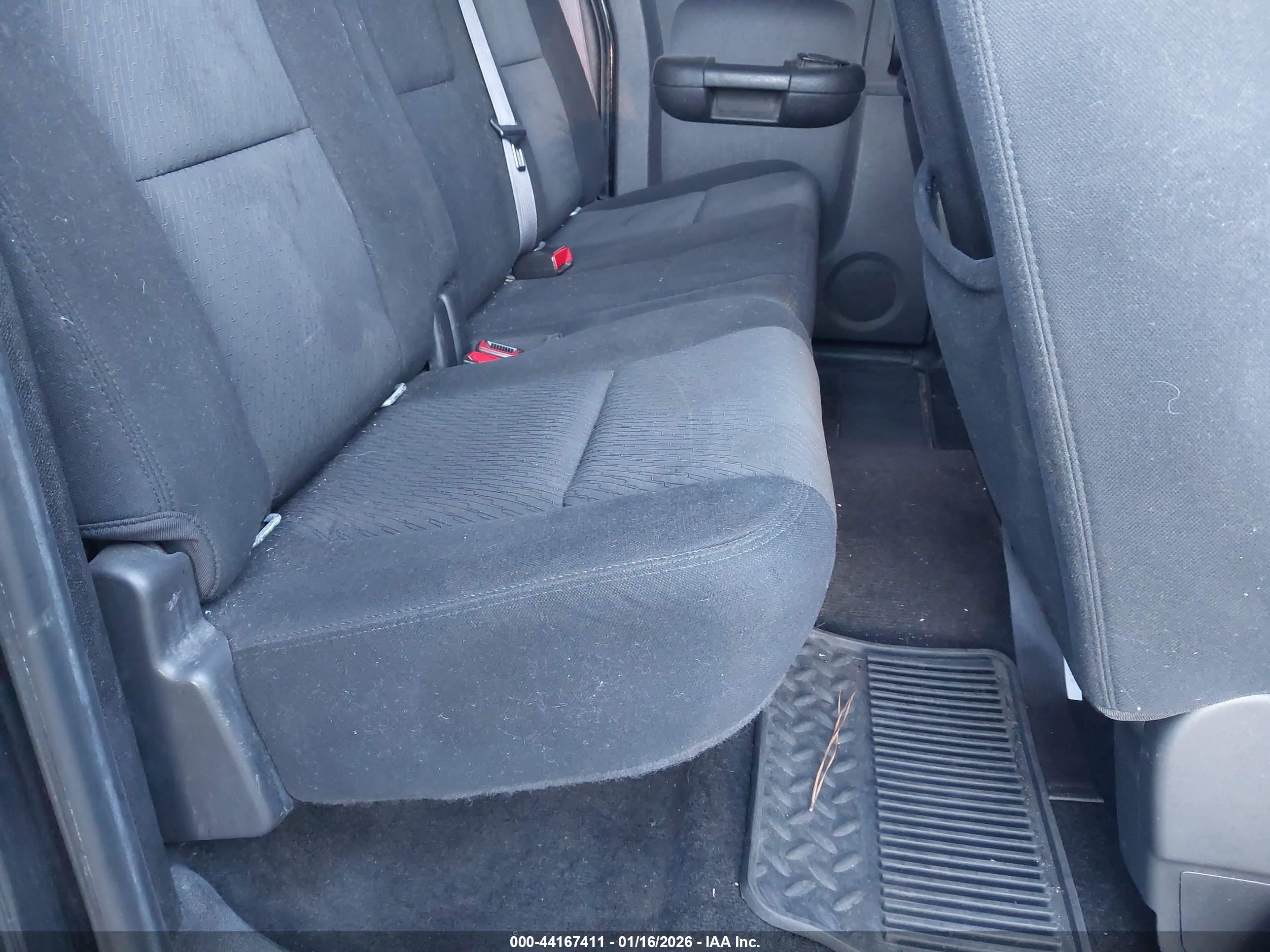CHEVROLET SILVERADO image 8
