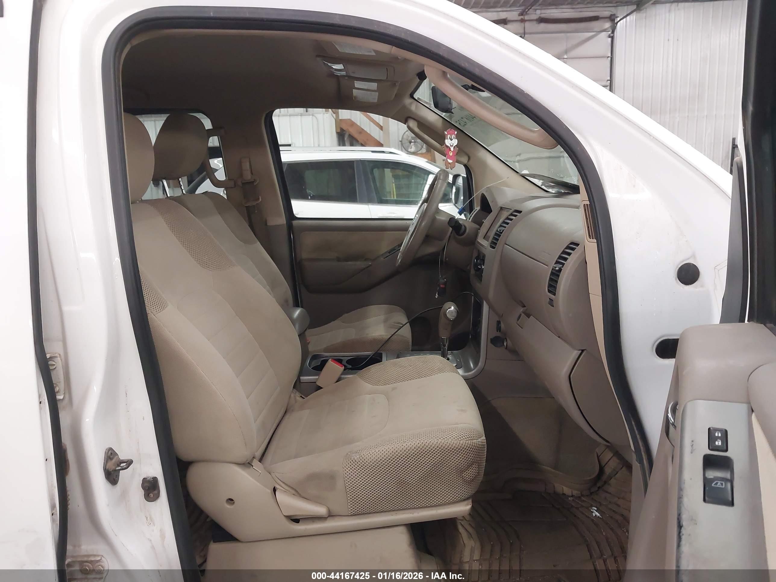 NISSAN PATHFINDER image 5