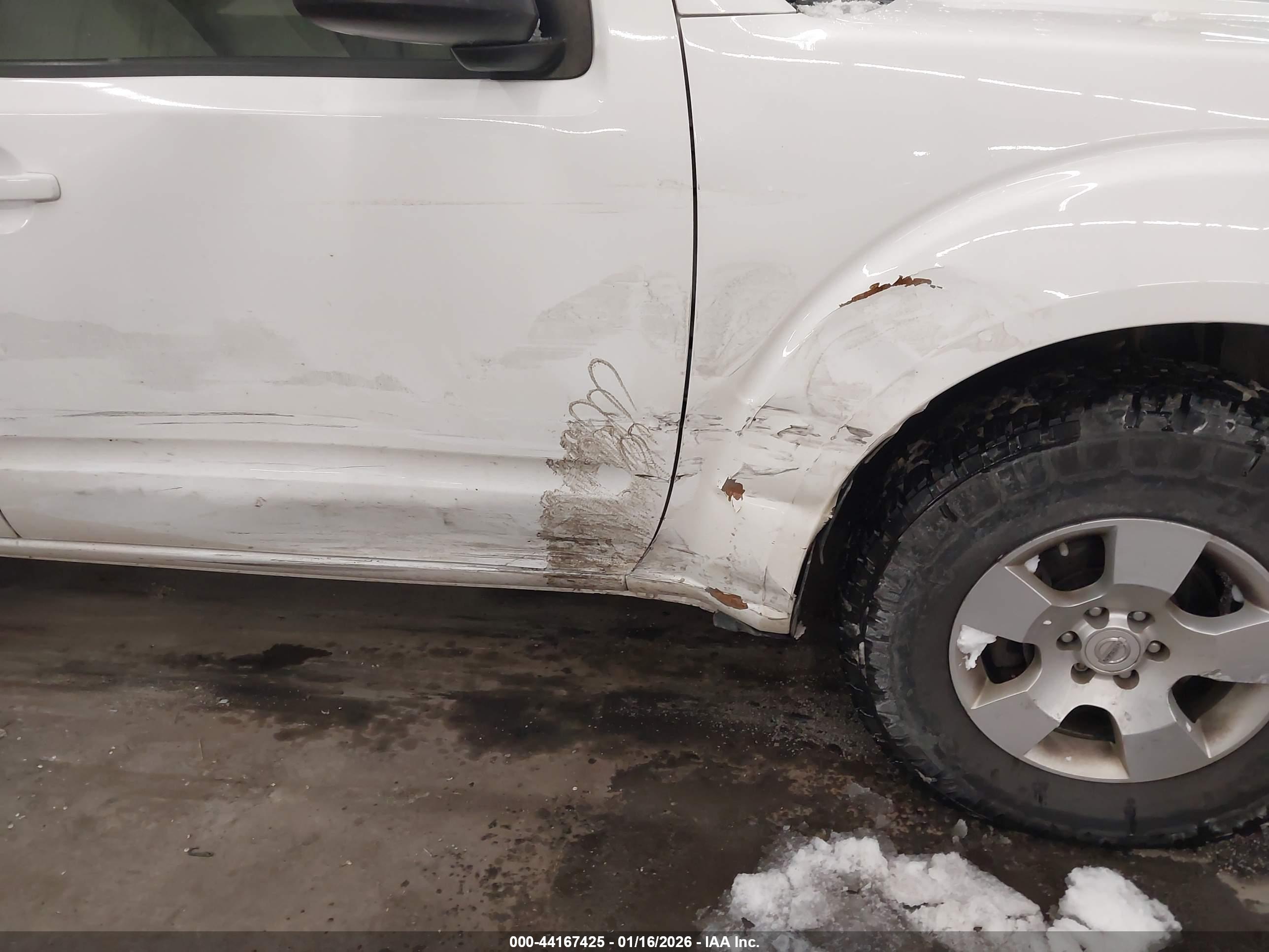 NISSAN PATHFINDER image 6