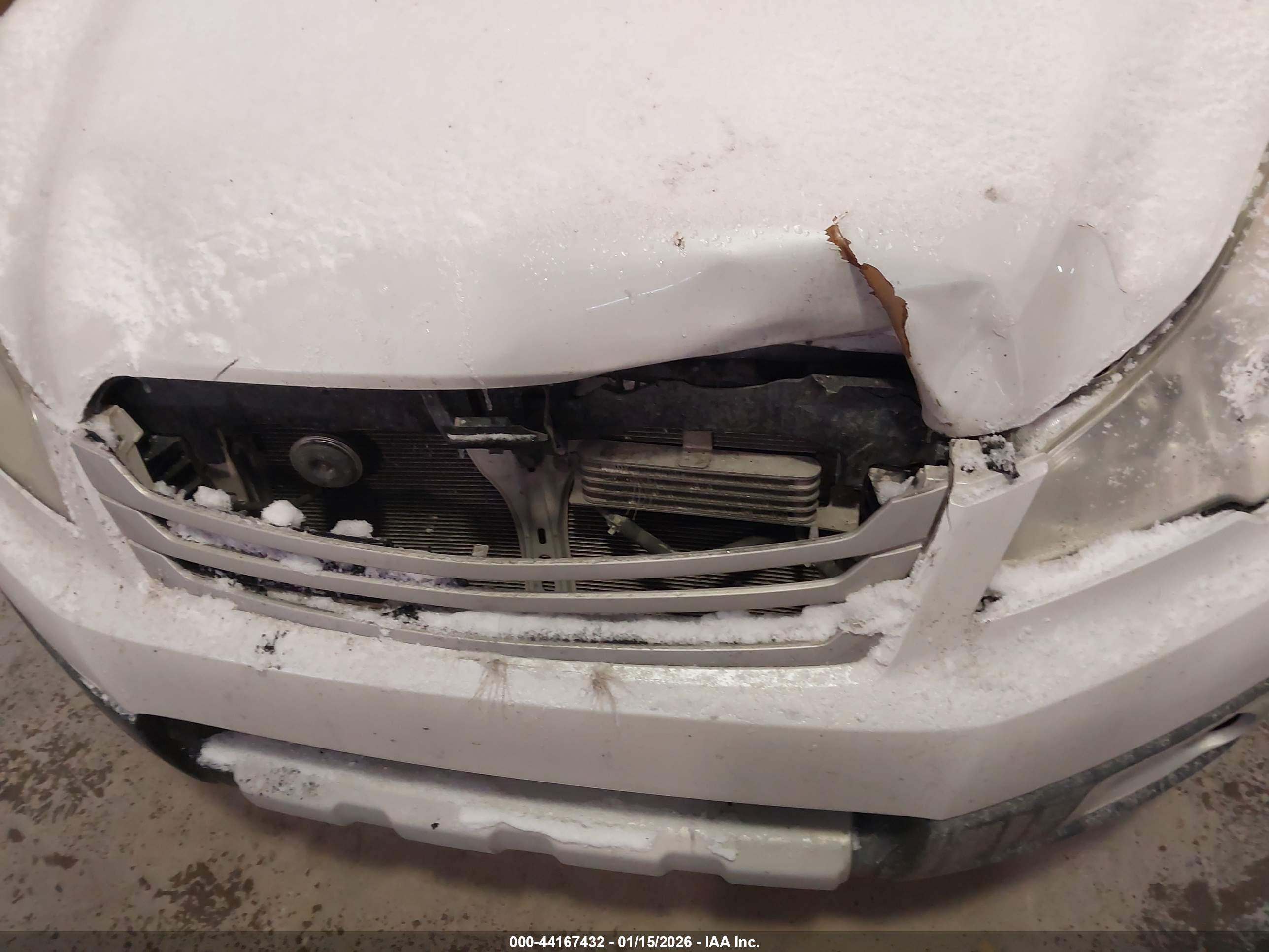 SUBARU OUTBACK image 6