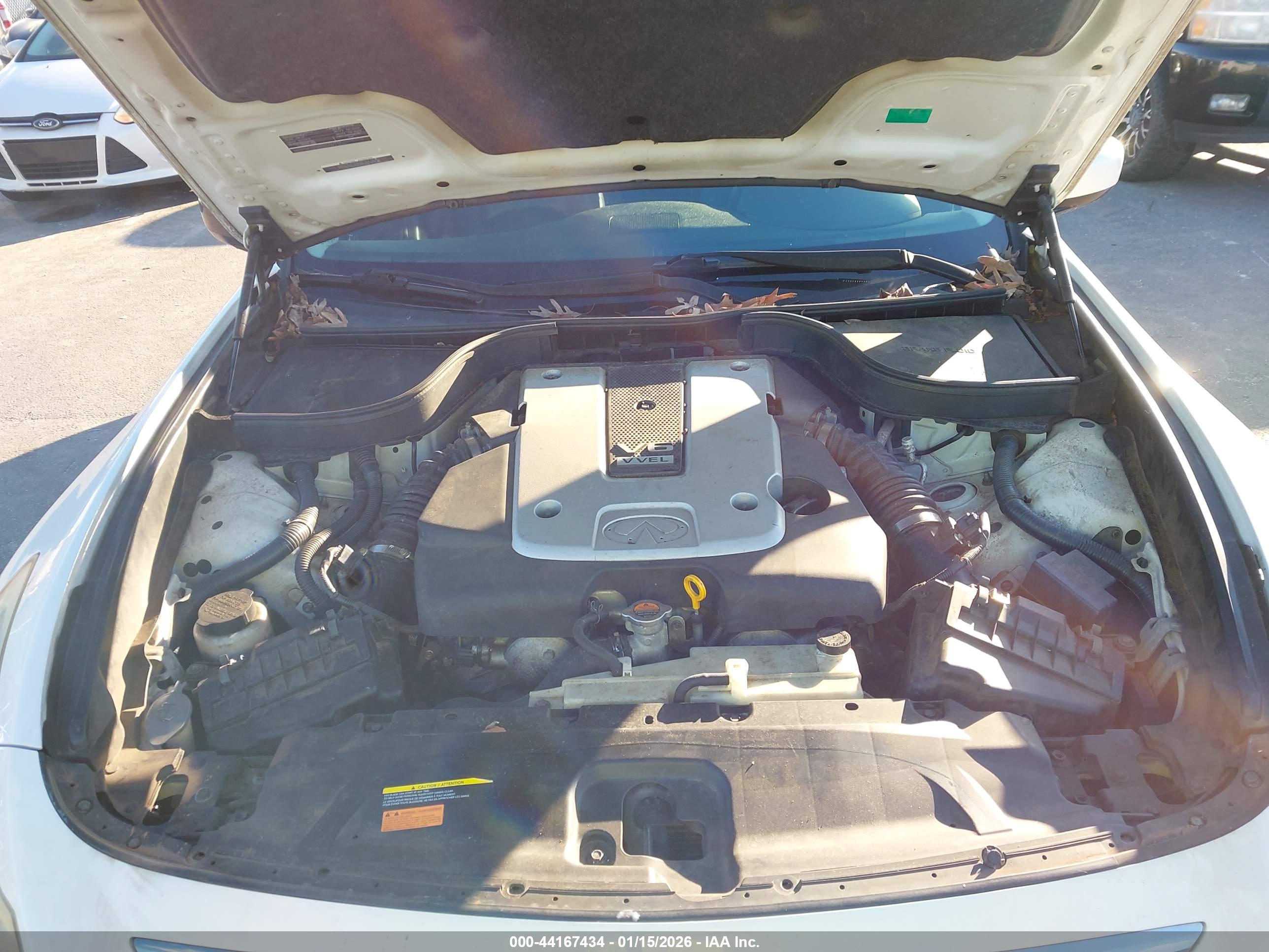 INFINITI G37 image 10