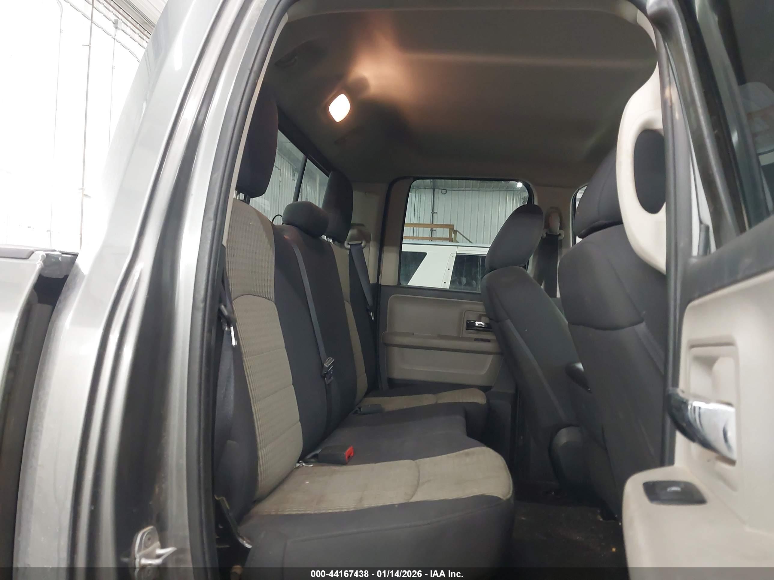 RAM 1500 image 8
