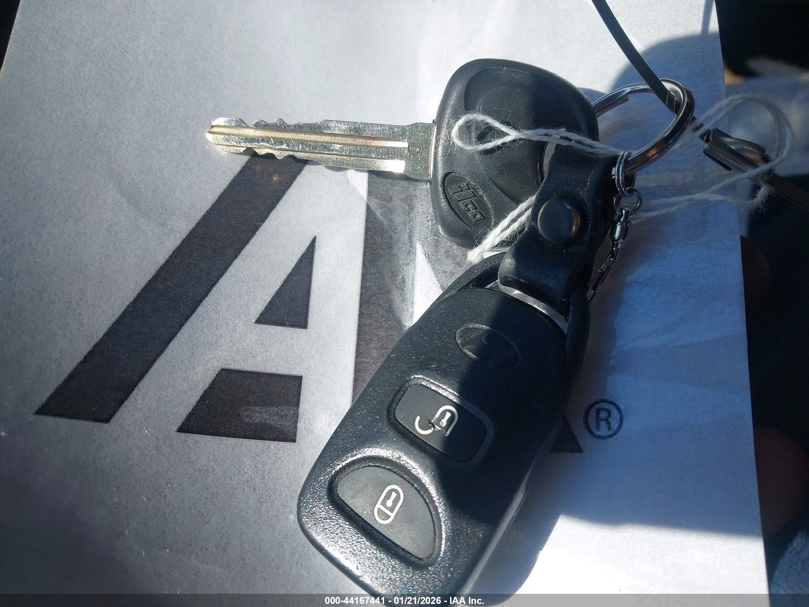 HYUNDAI ACCENT image 11