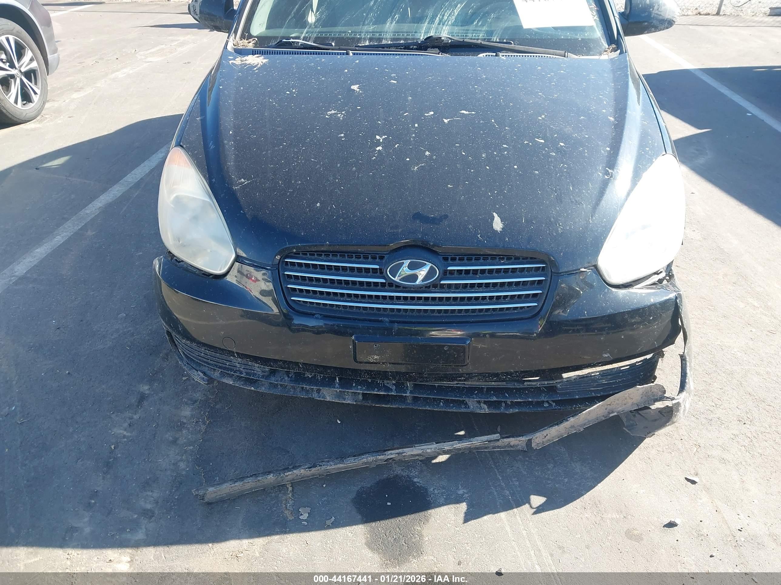HYUNDAI ACCENT image 6
