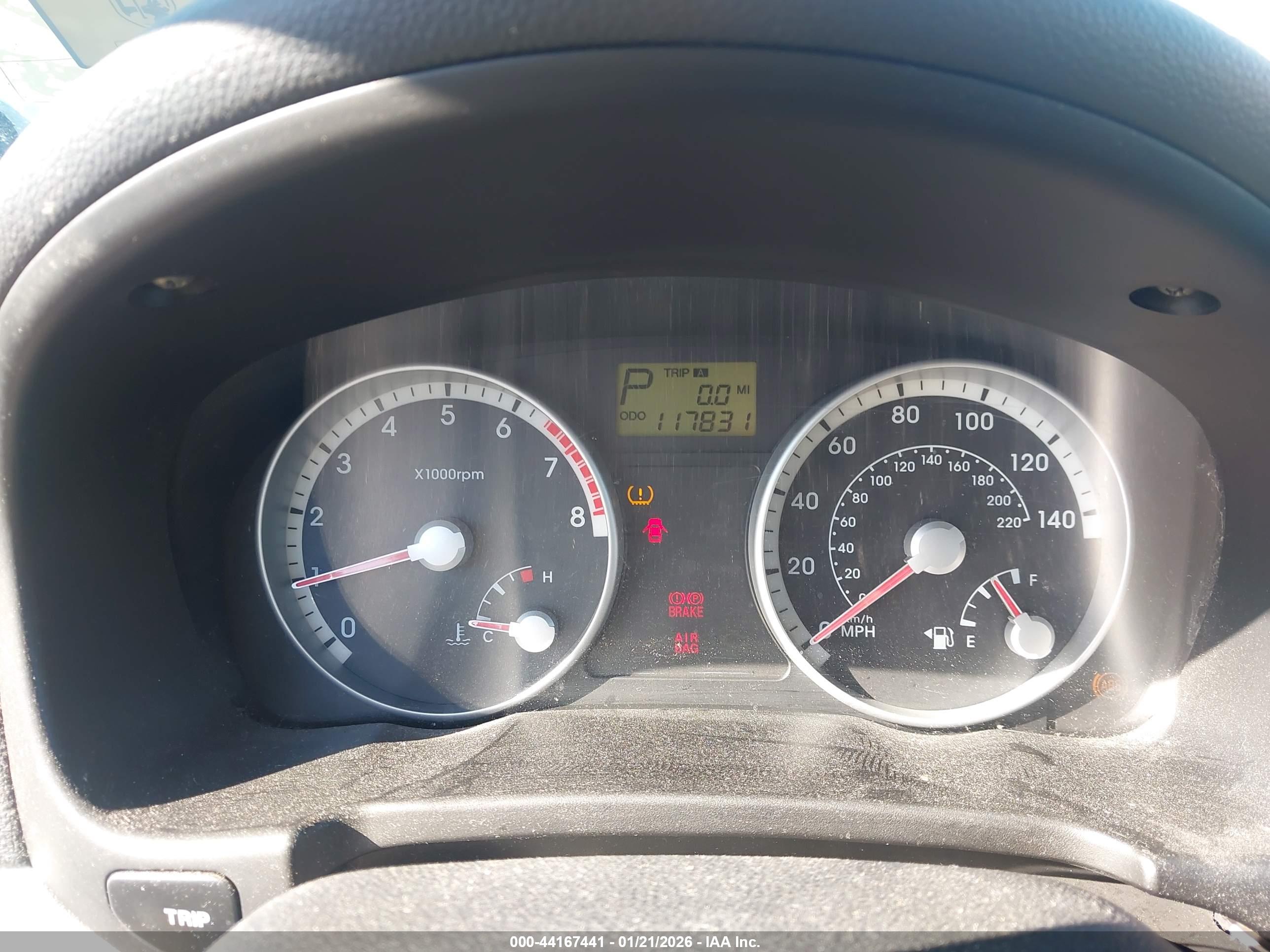 HYUNDAI ACCENT image 7