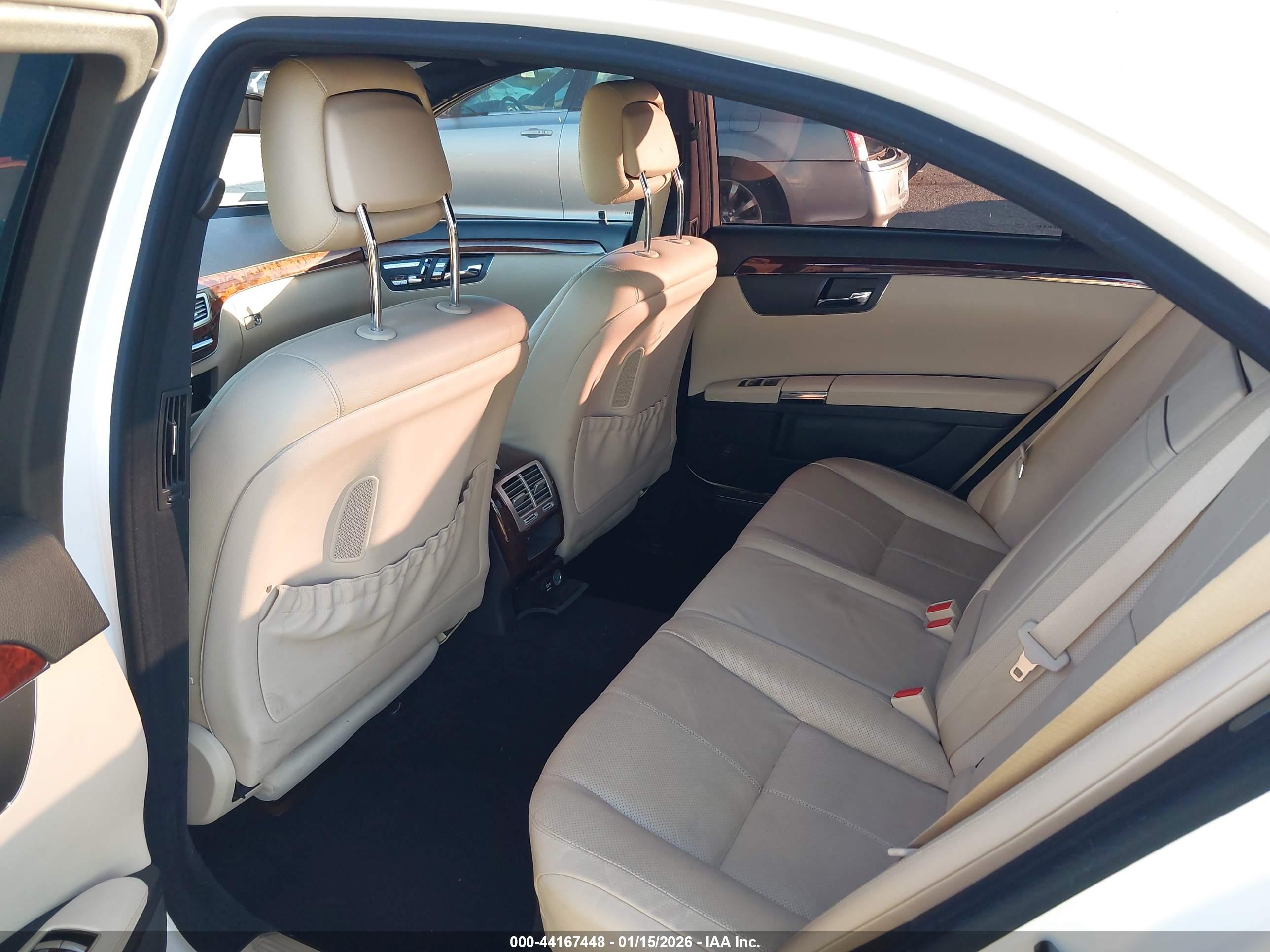 MERCEDES-BENZ S image 8
