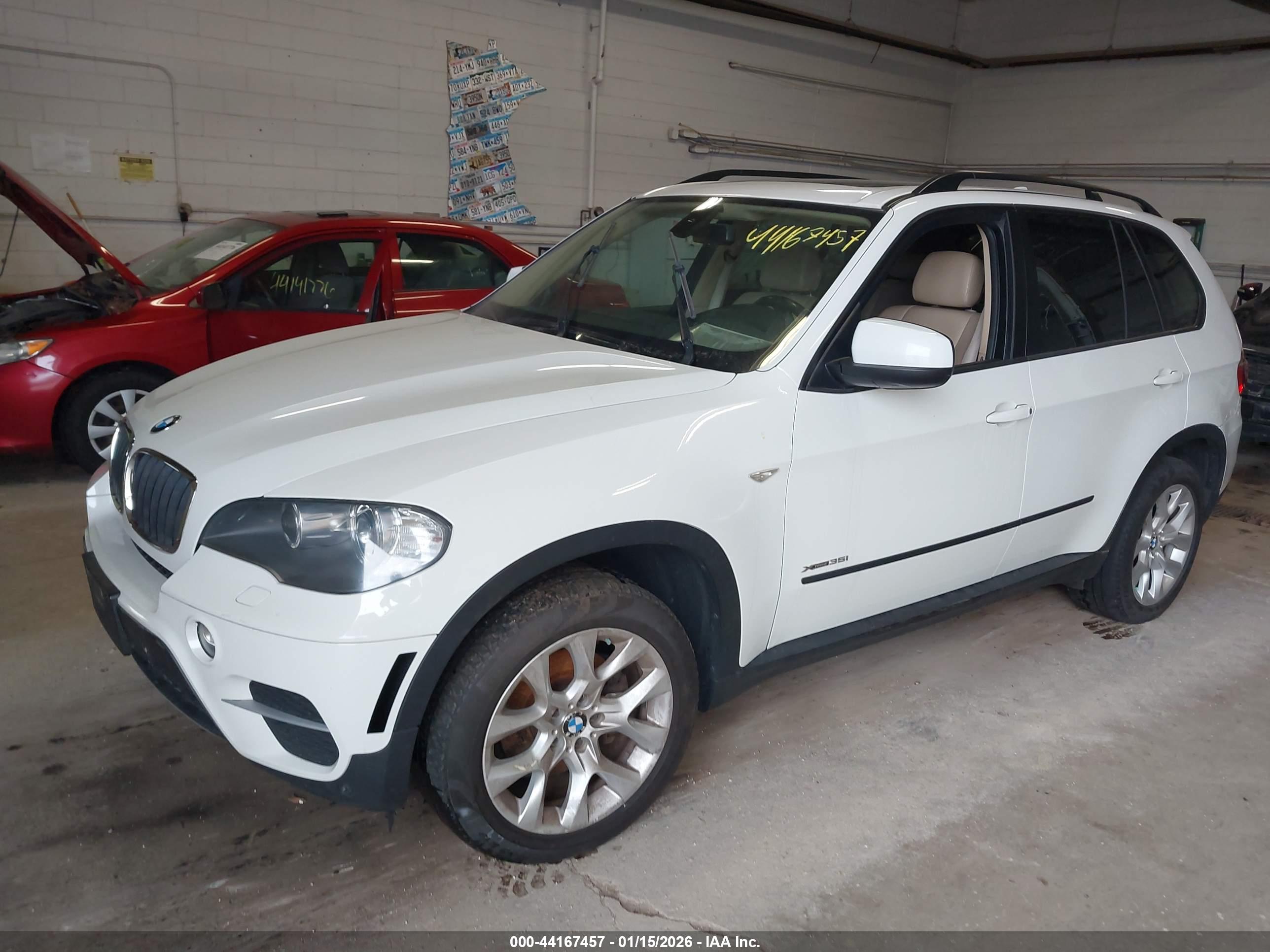 BMW X5 image 2