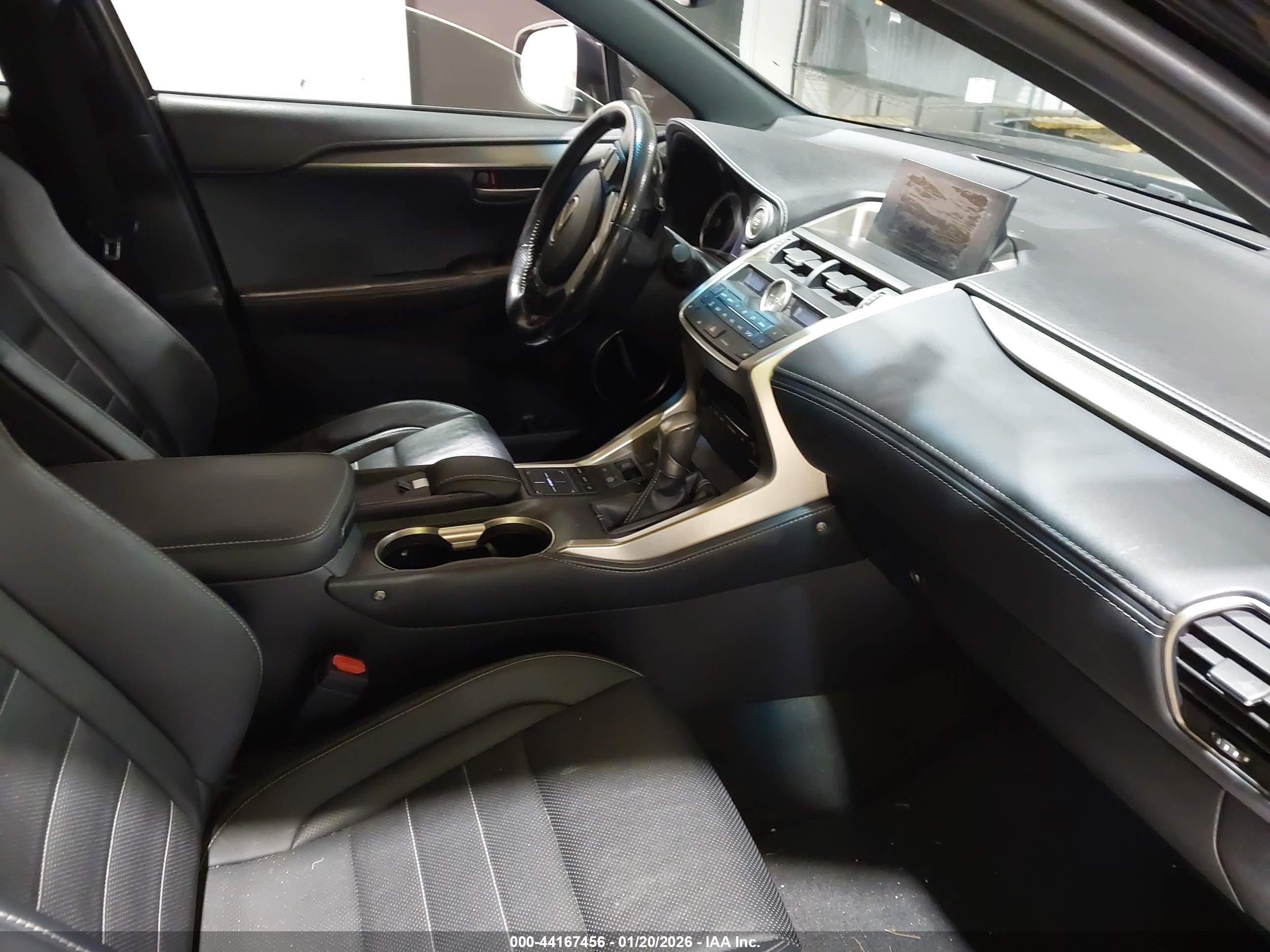 LEXUS NX image 5