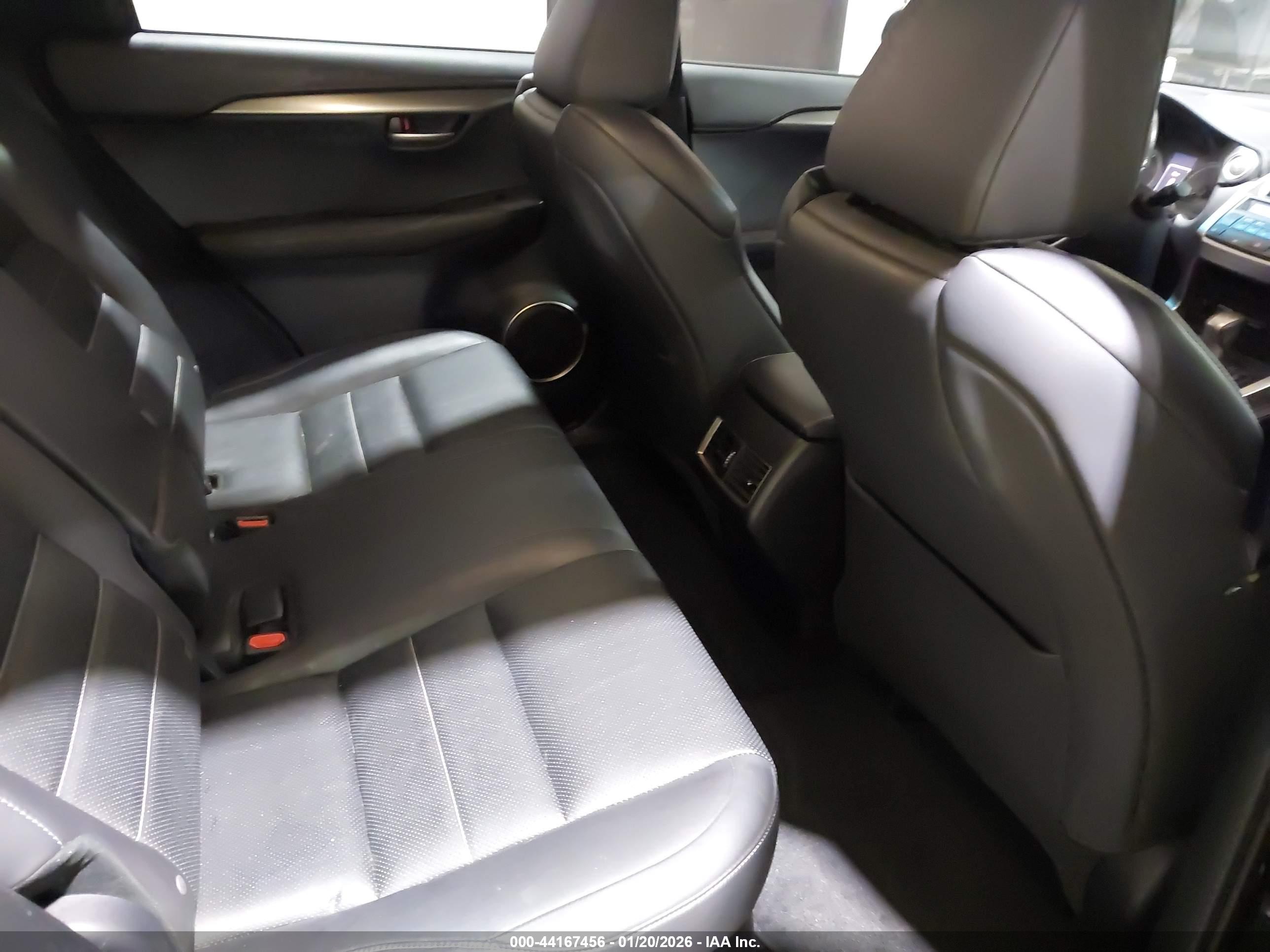 LEXUS NX image 8
