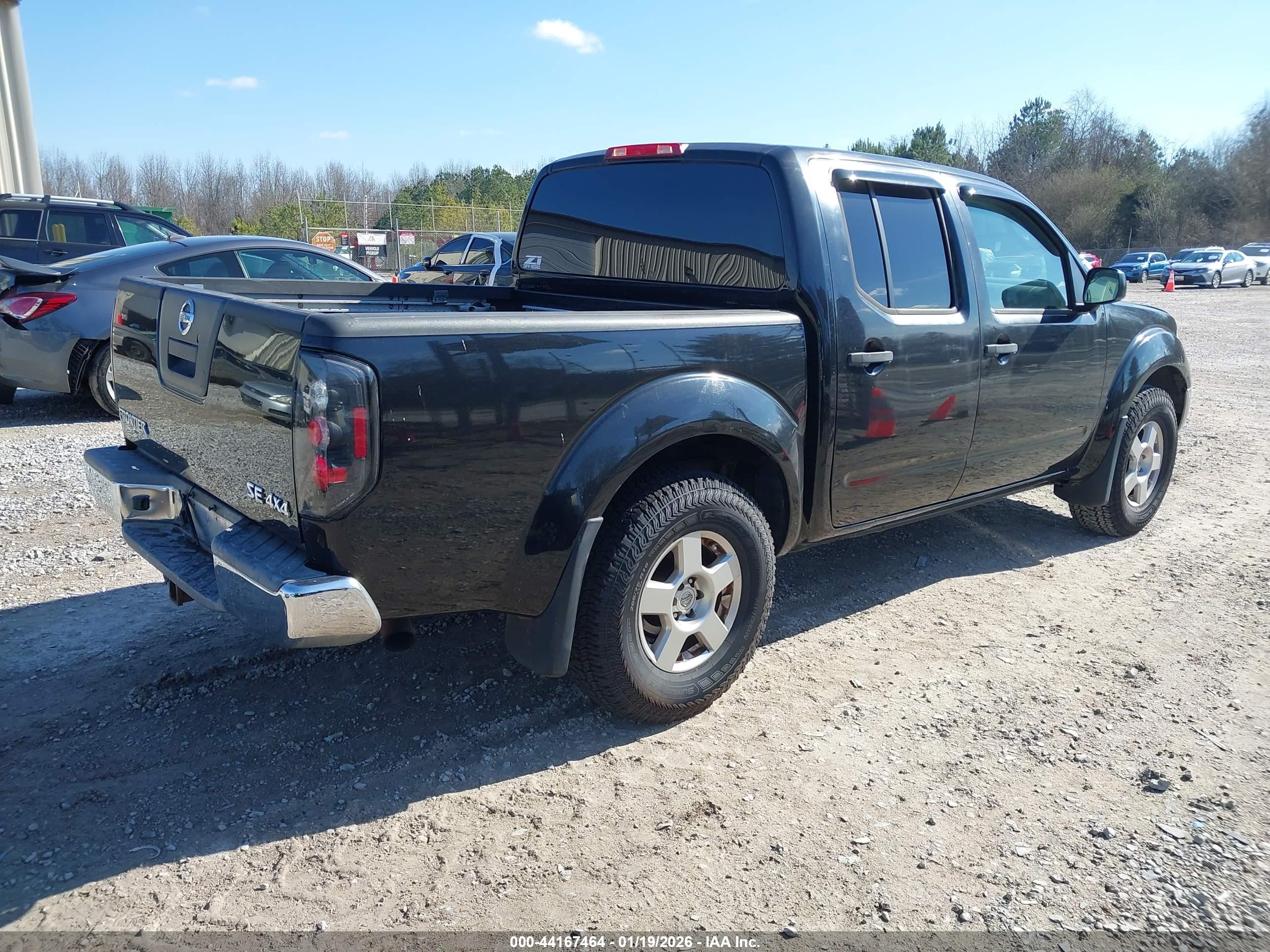 NISSAN FRONTIER image 4