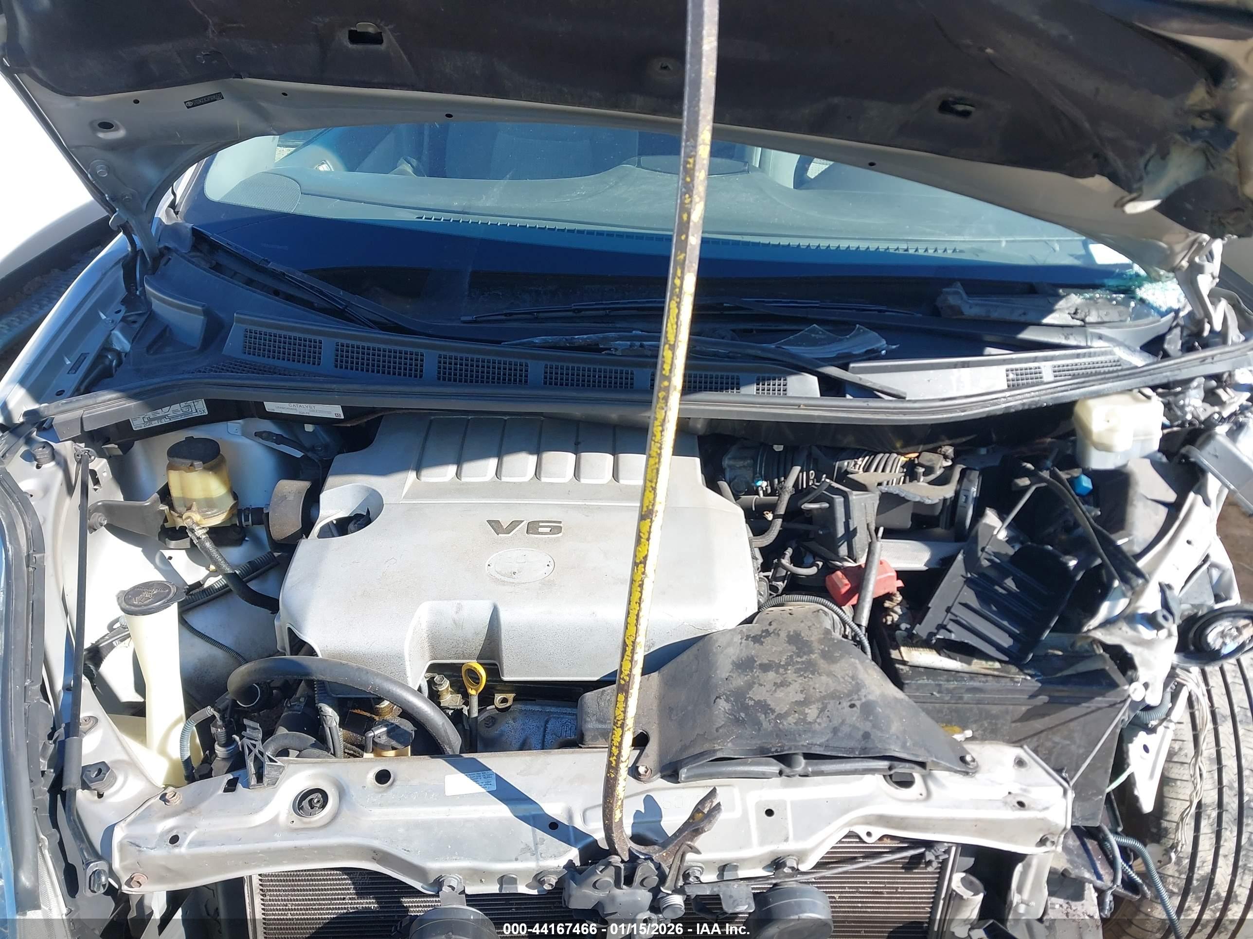 TOYOTA SIENNA image 10