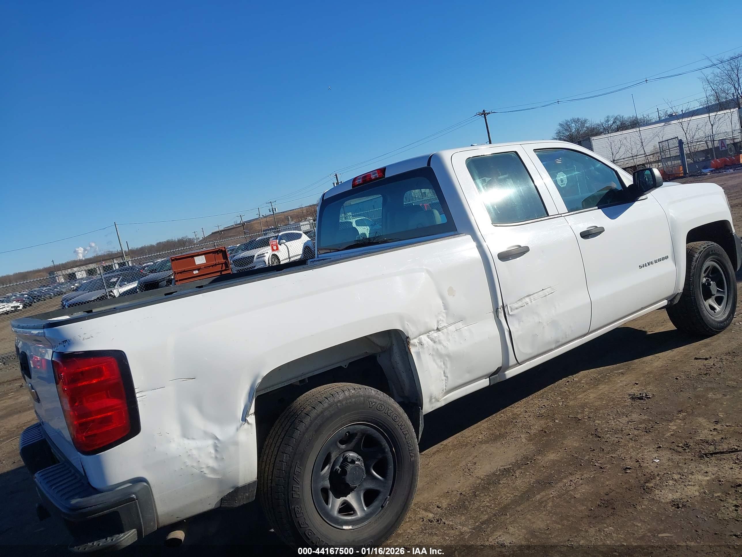 CHEVROLET SILVERADO image 4