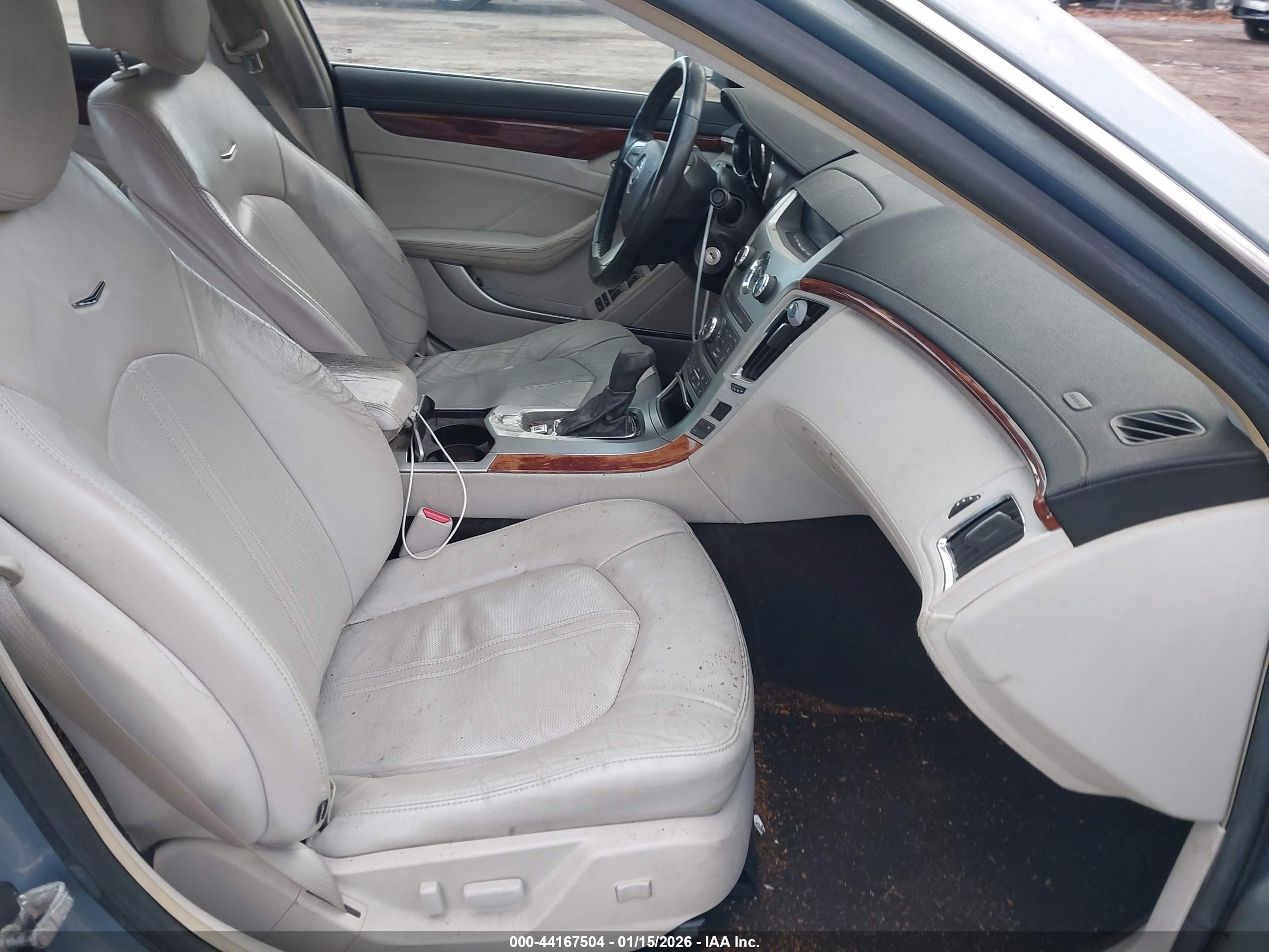 CADILLAC CTS image 5