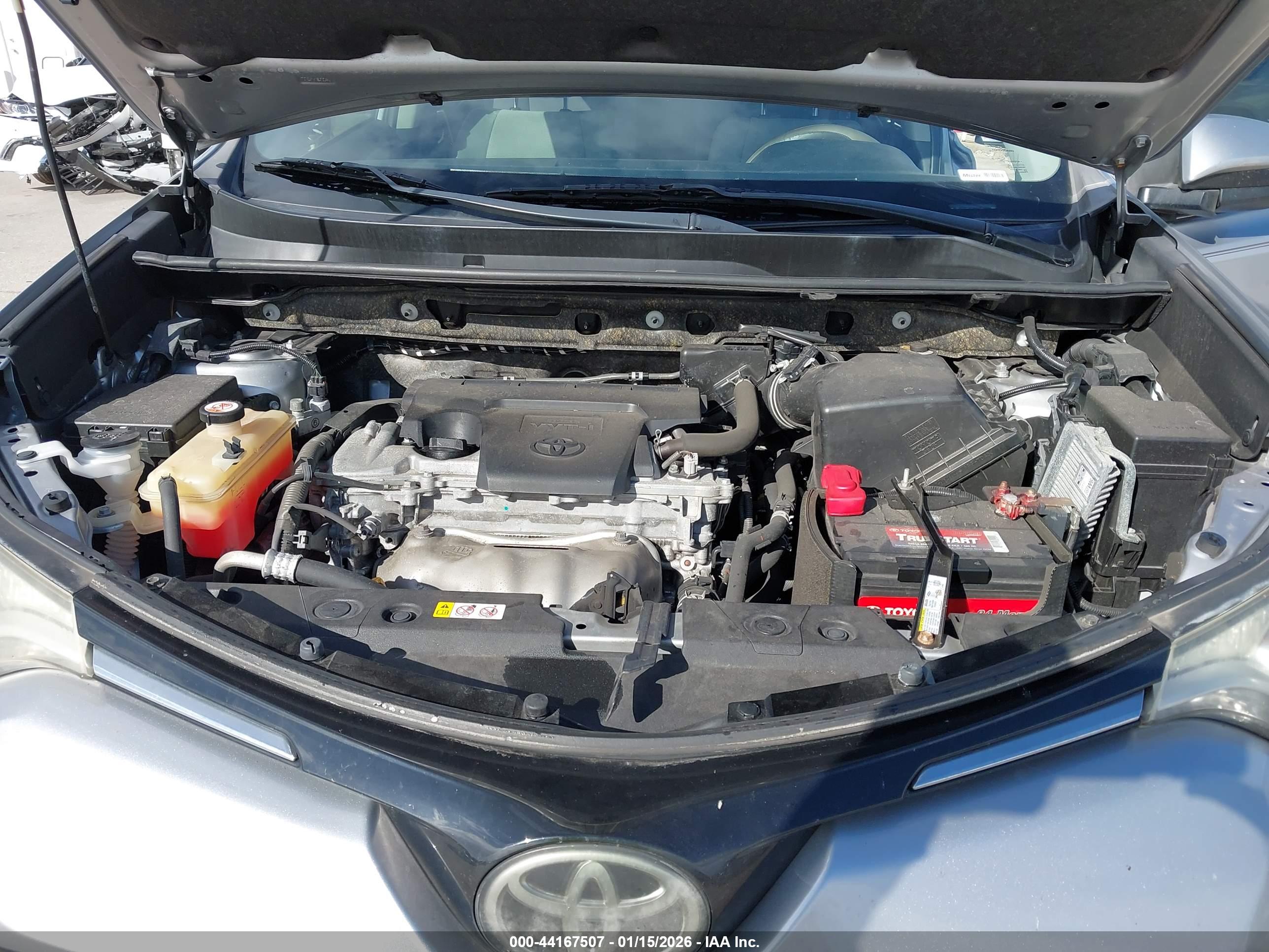TOYOTA RAV4 image 10
