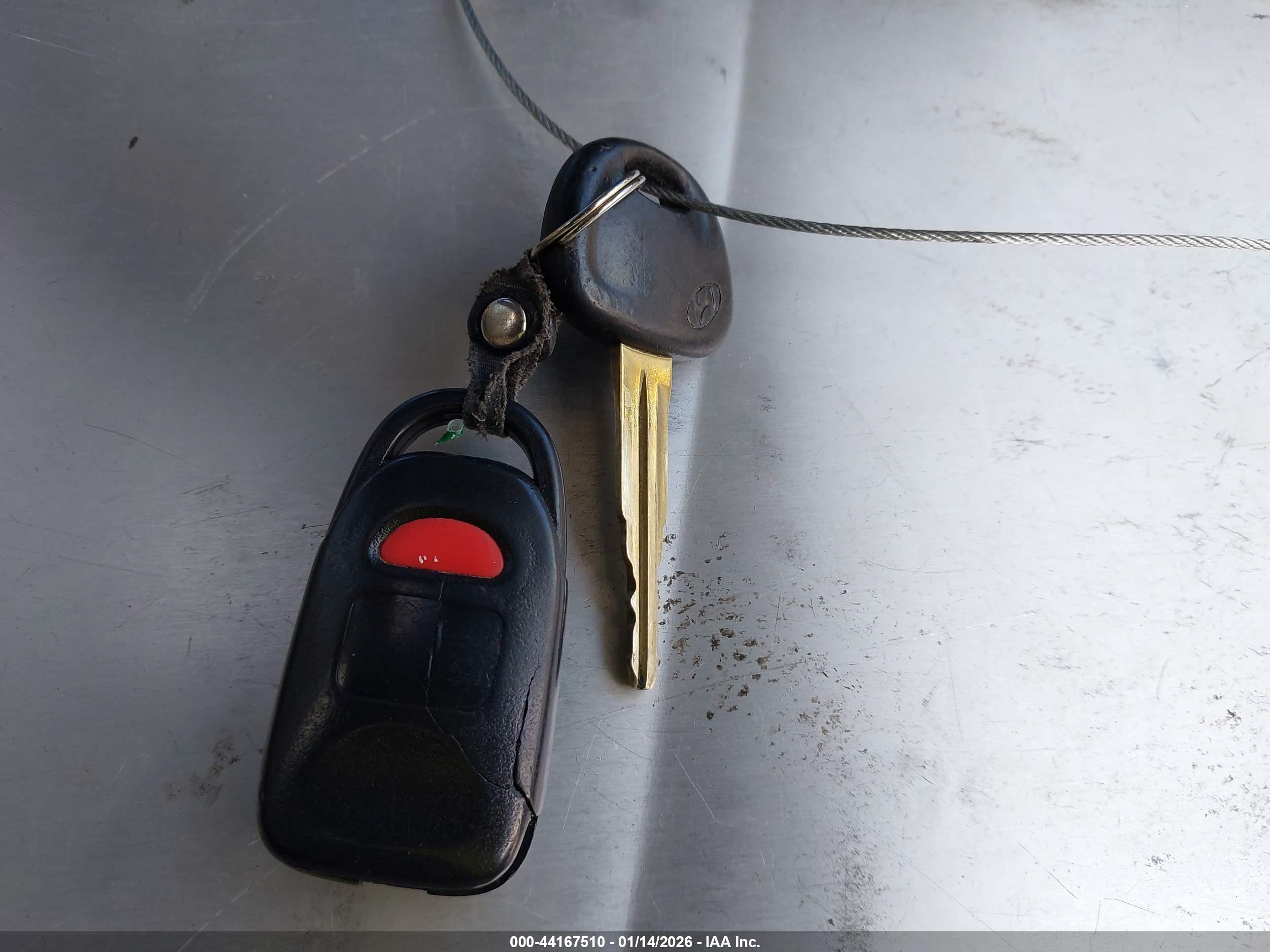 HYUNDAI TUCSON image 11
