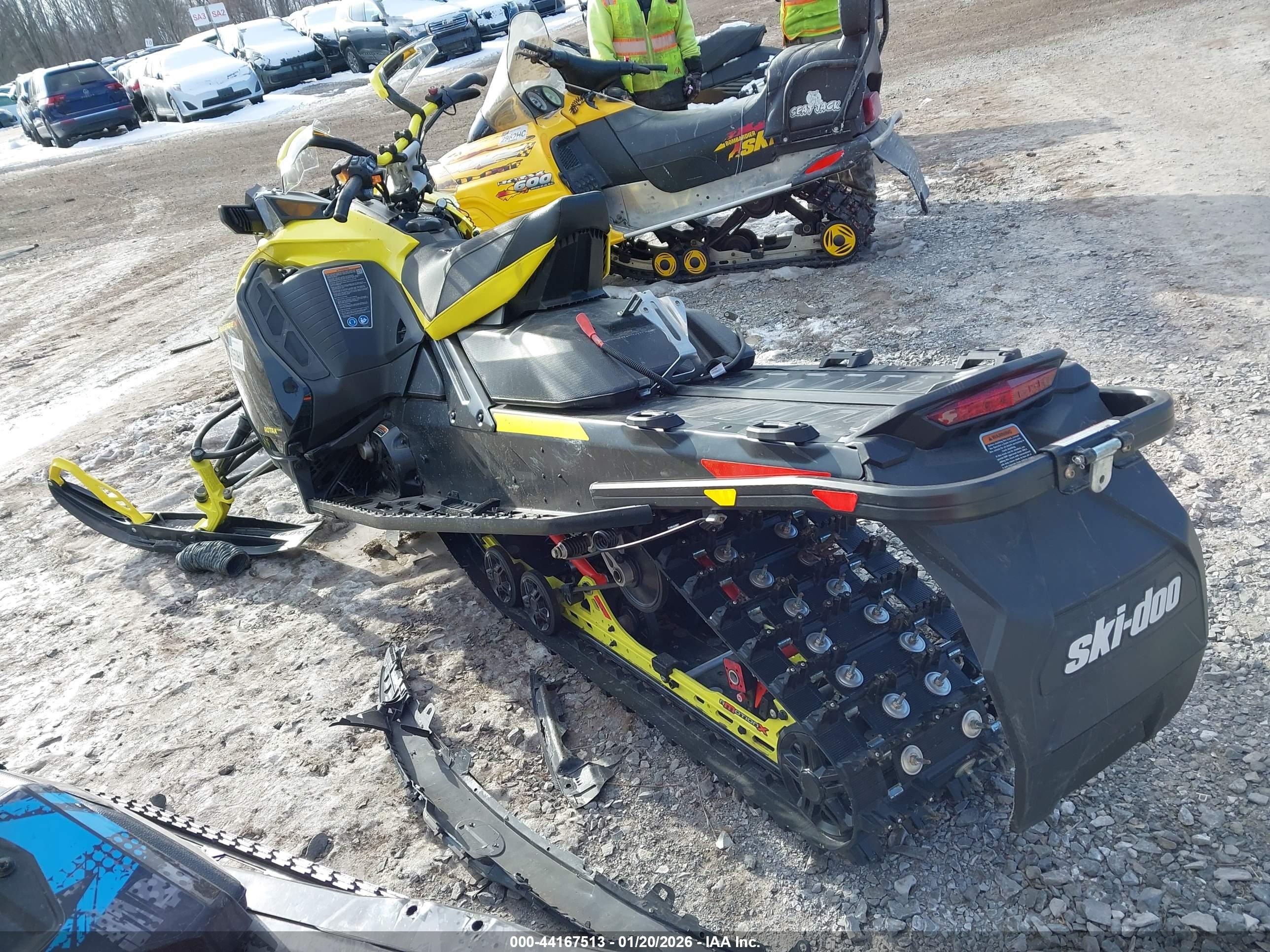 SKI-DOO RENEGADE image 3