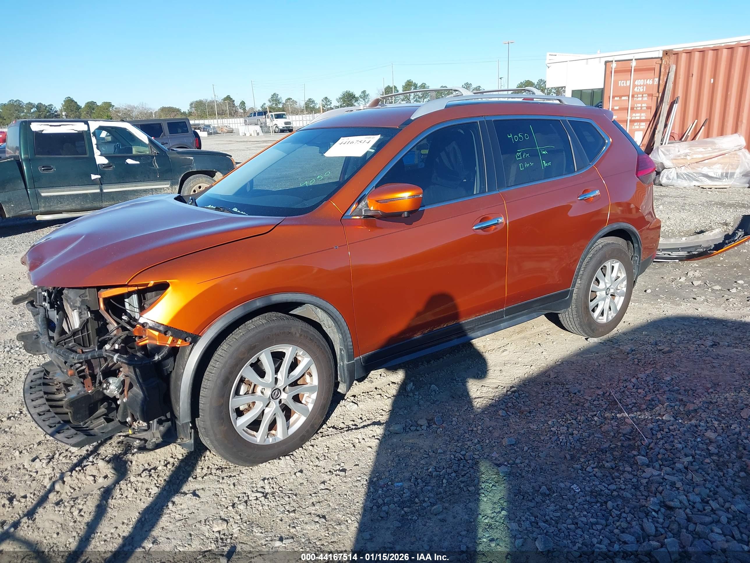 NISSAN ROGUE image 2