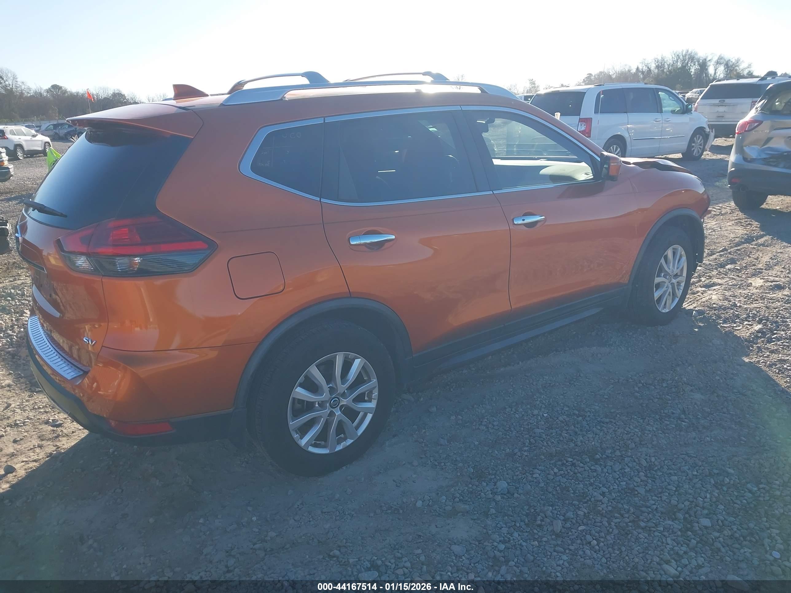 NISSAN ROGUE image 4
