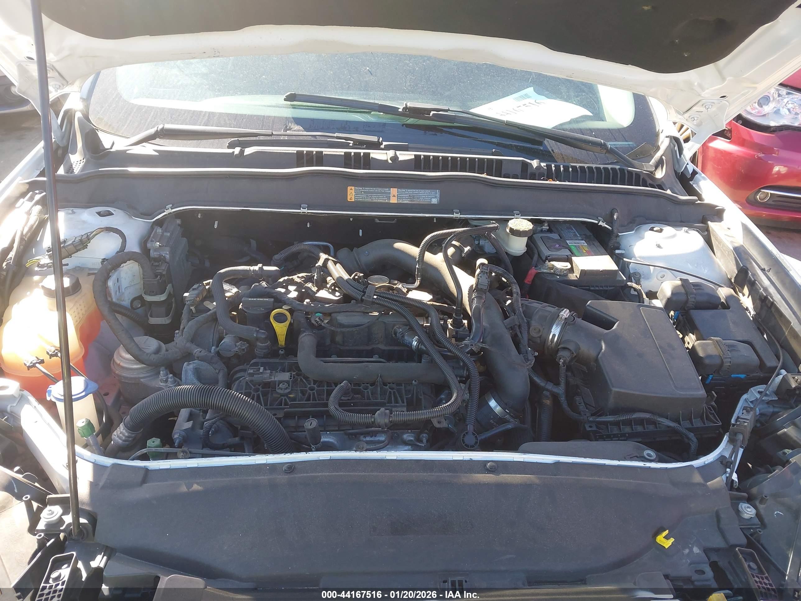 FORD FUSION image 10