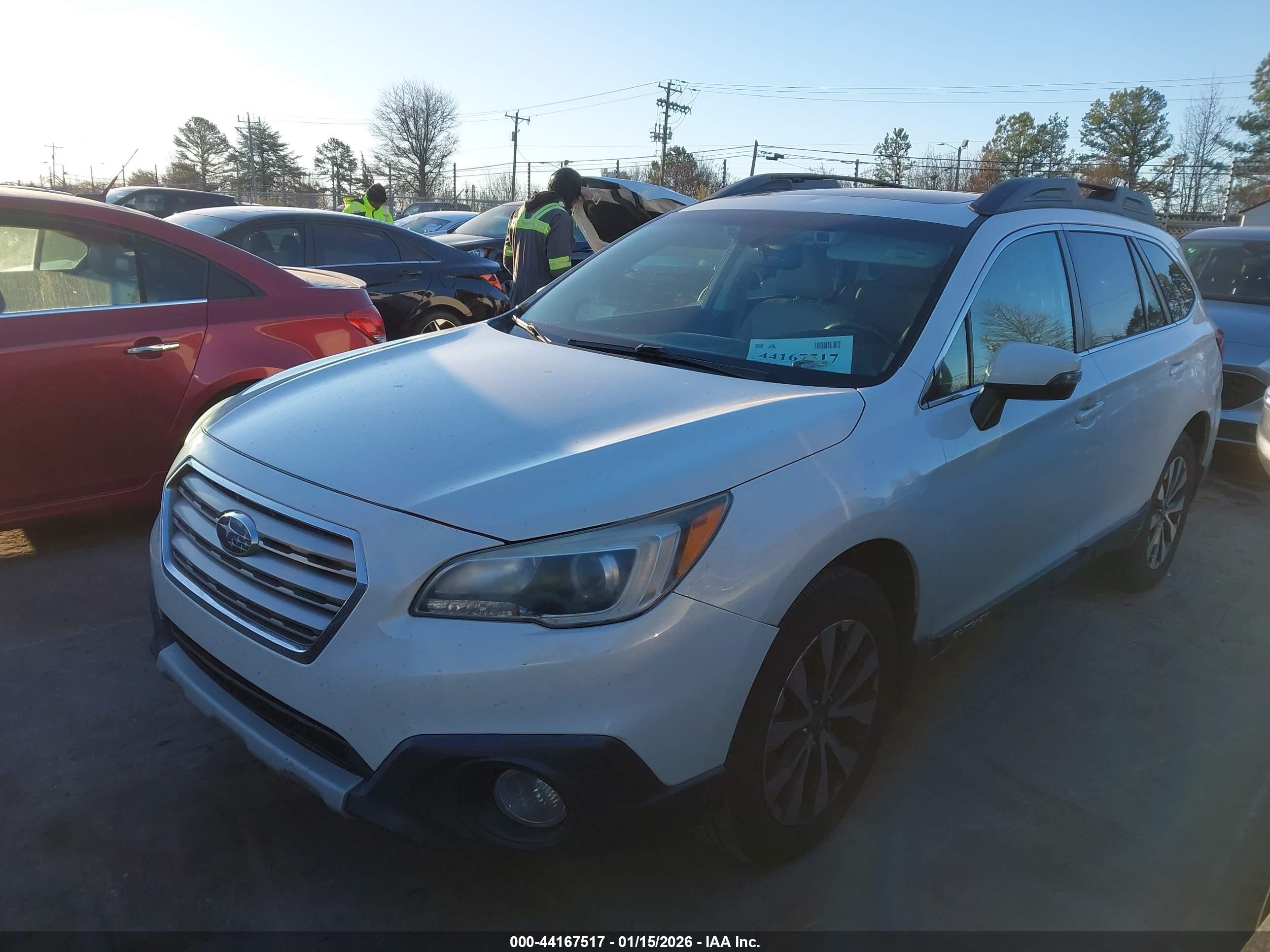 SUBARU OUTBACK image 2
