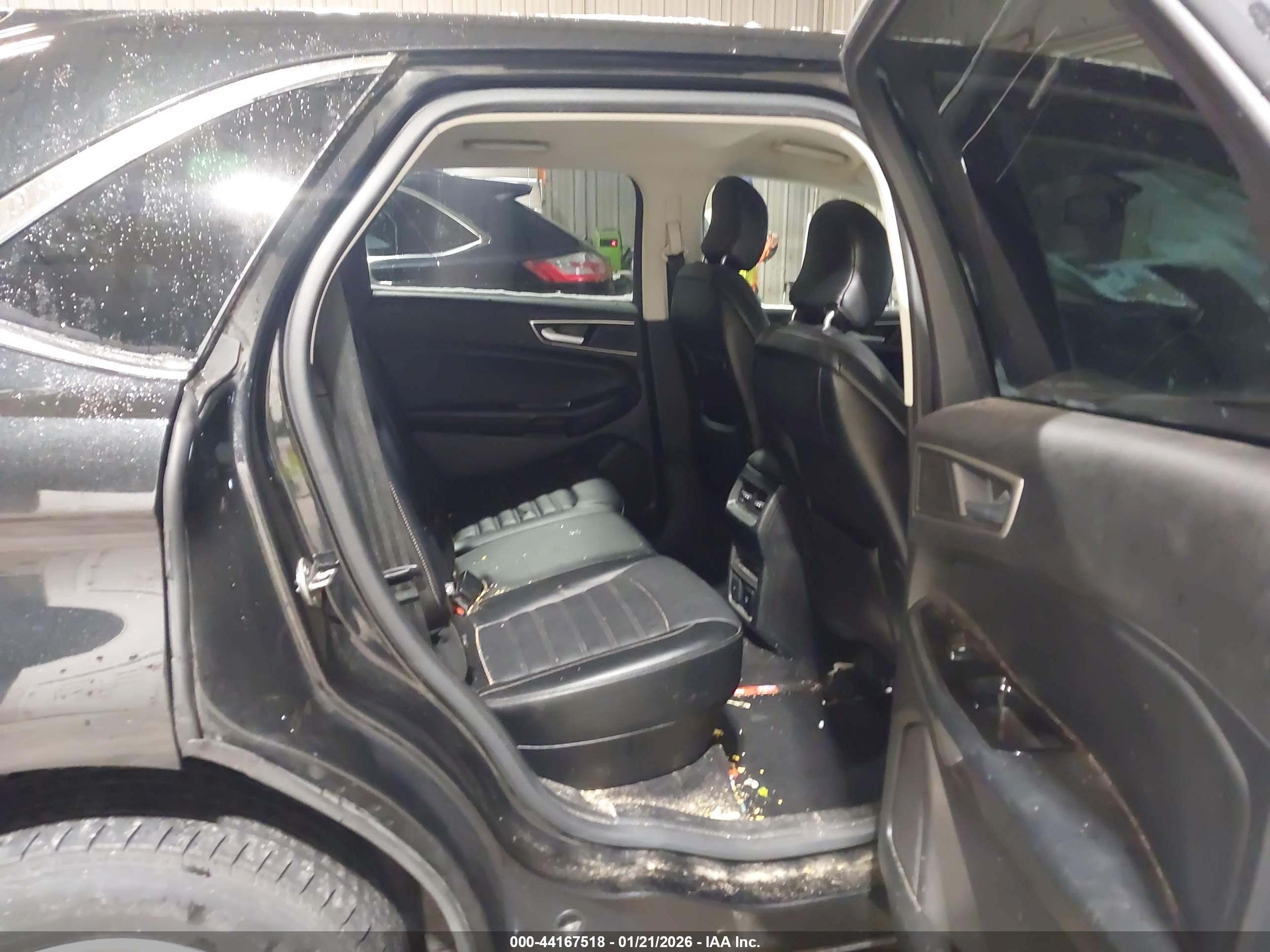 FORD EDGE image 8