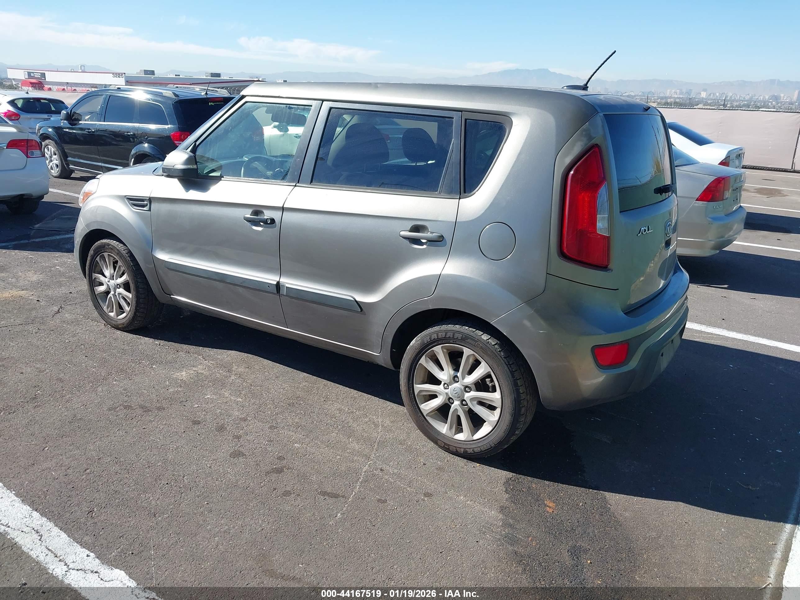 KIA SOUL image 3