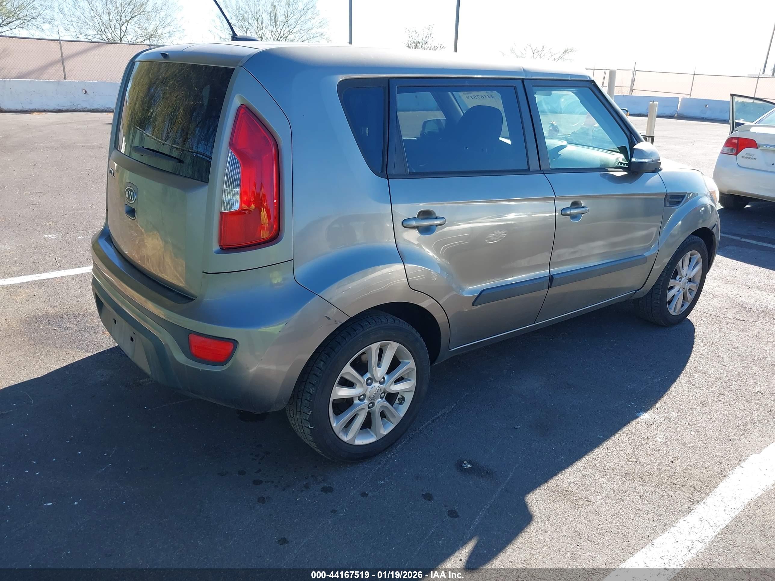 KIA SOUL image 4