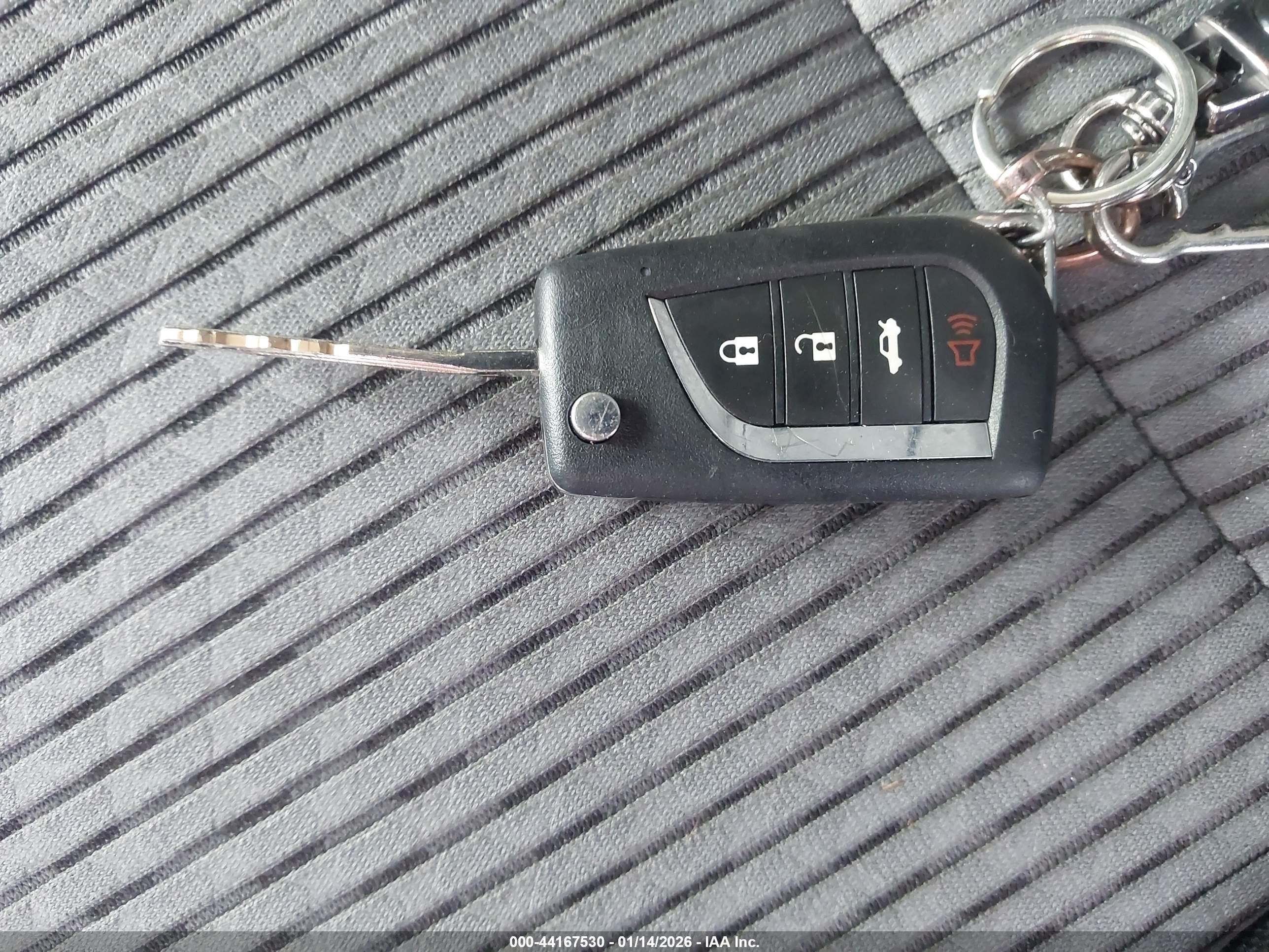 TOYOTA 4RUNNER image 11