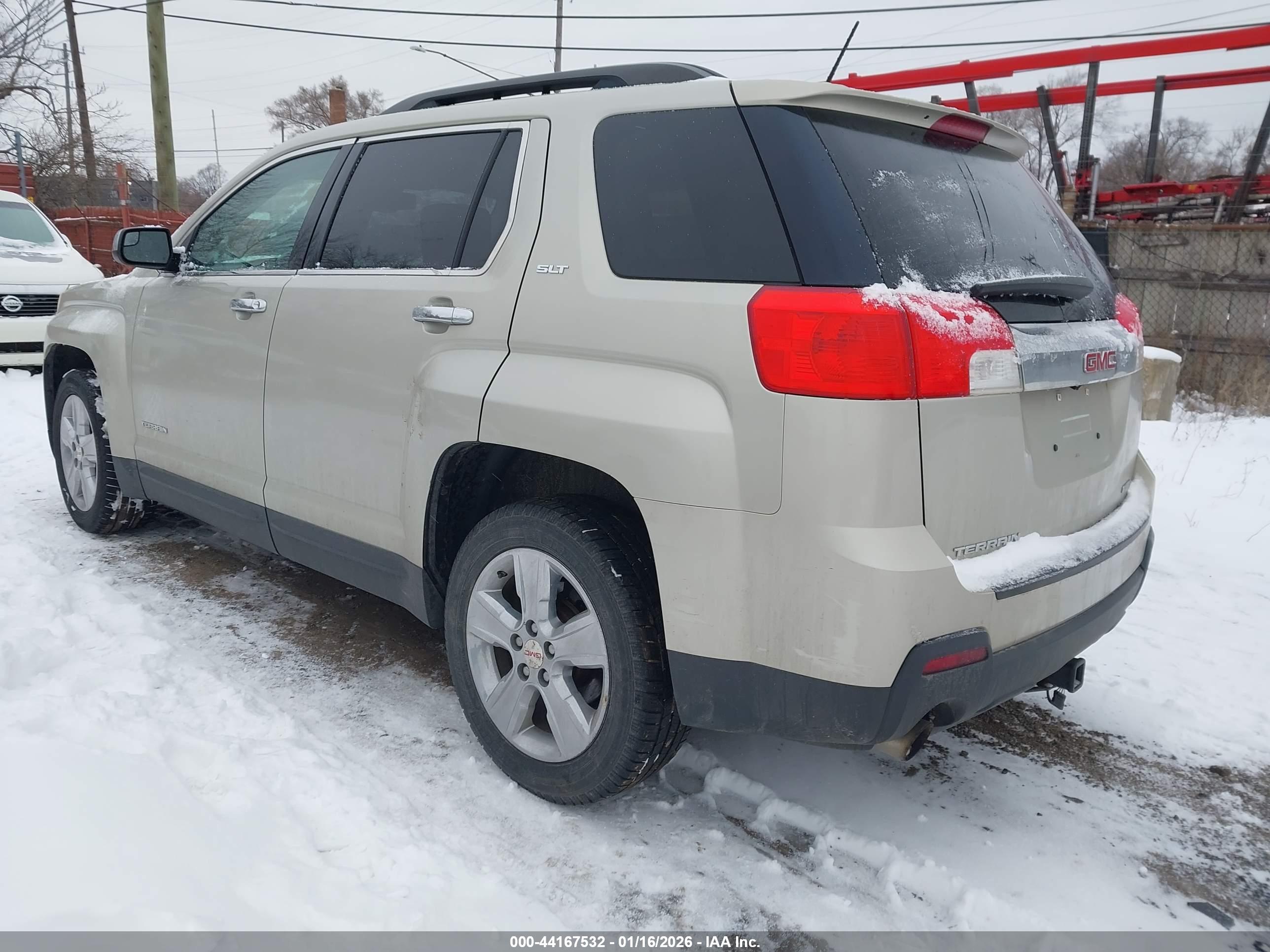 GMC TERRAIN image 3