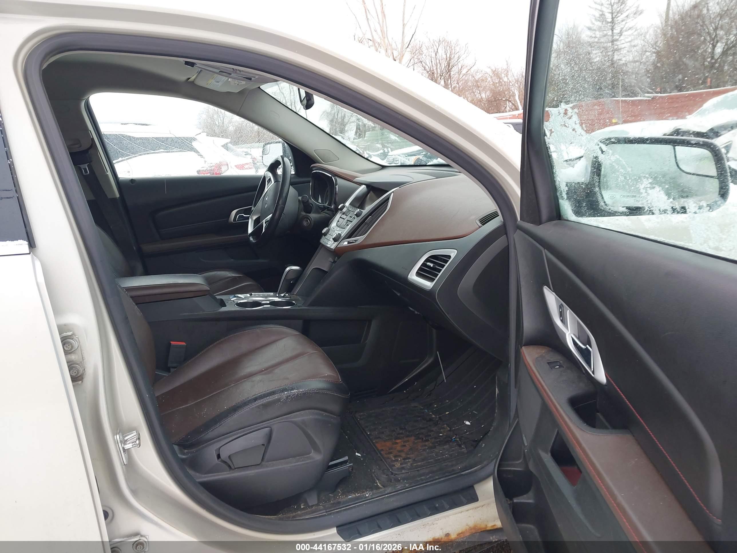 GMC TERRAIN image 5
