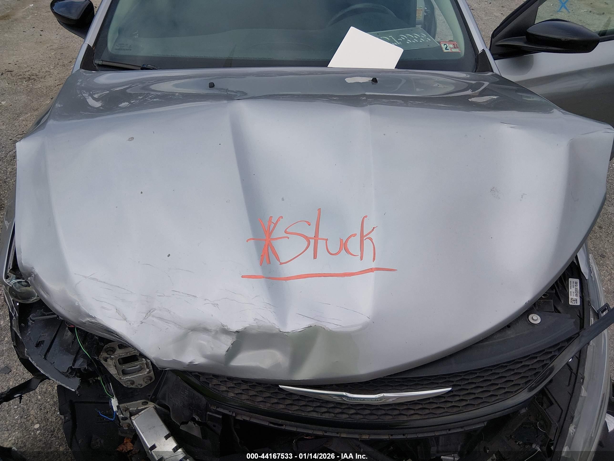 CHRYSLER 200 image 10