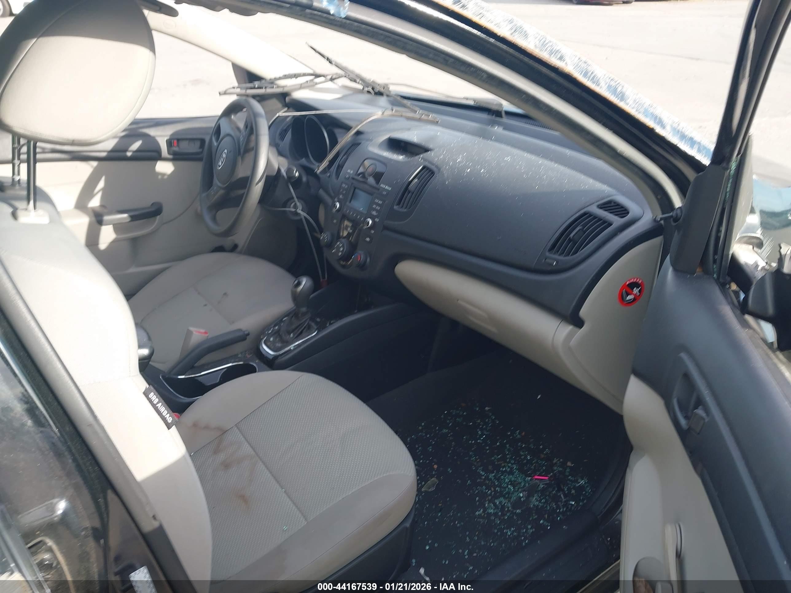 KIA FORTE image 5