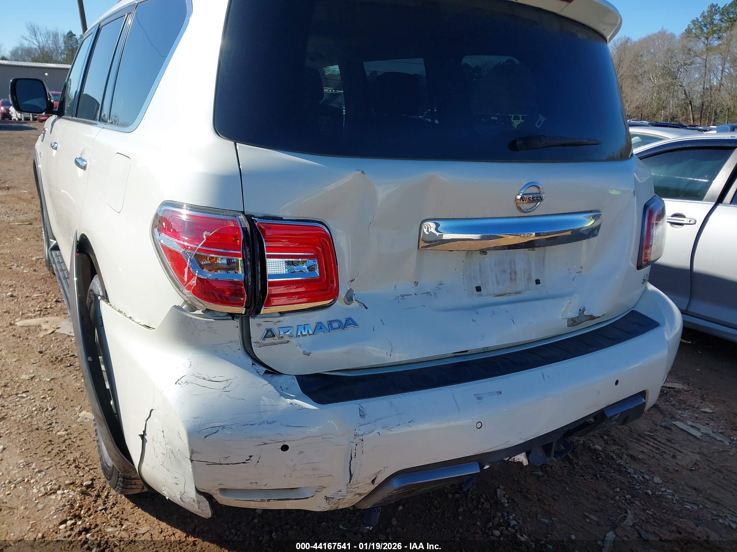 NISSAN ARMADA image 6